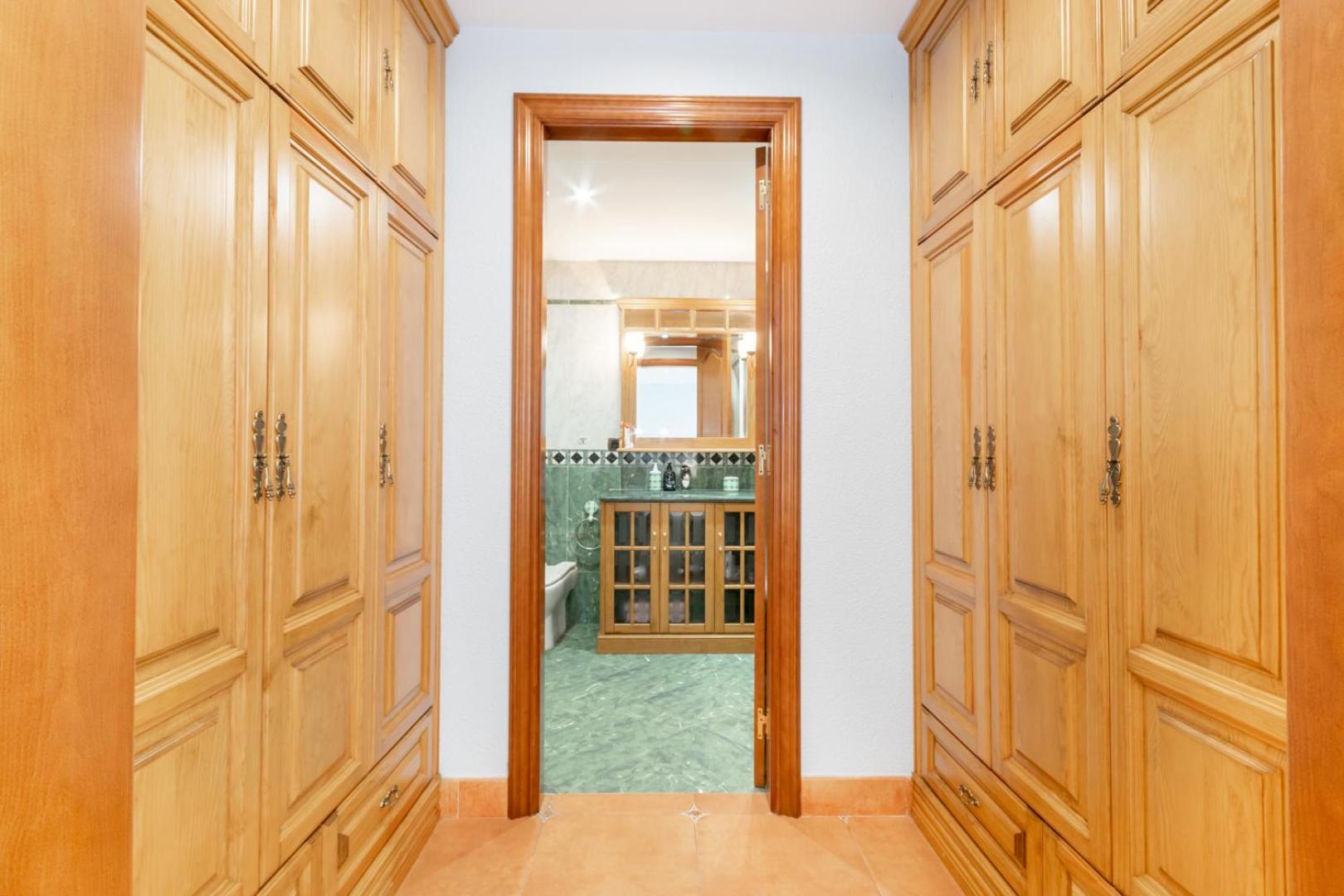 Villa photo 2