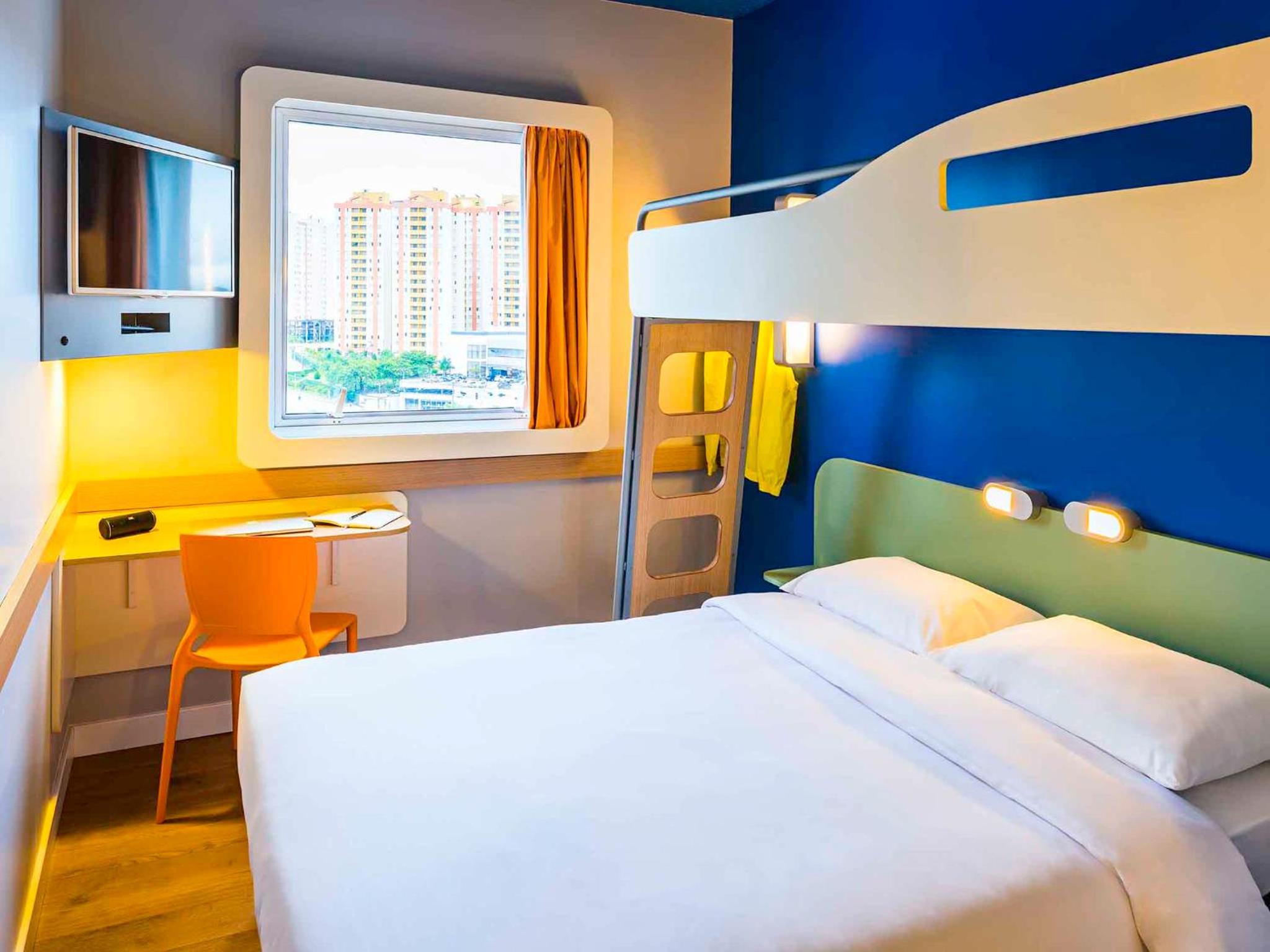 Standard Double Room with Bunk Bed photo 1