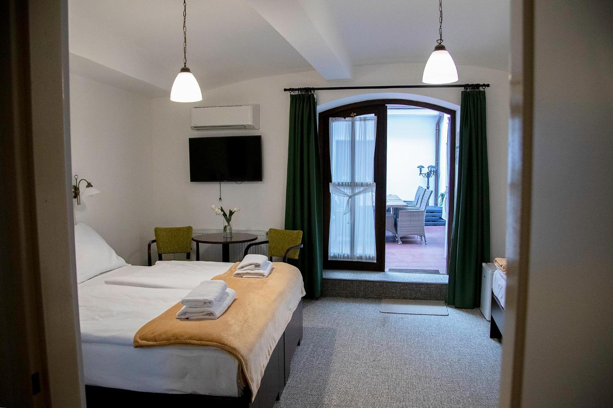 Triple Room with Private Bathroom