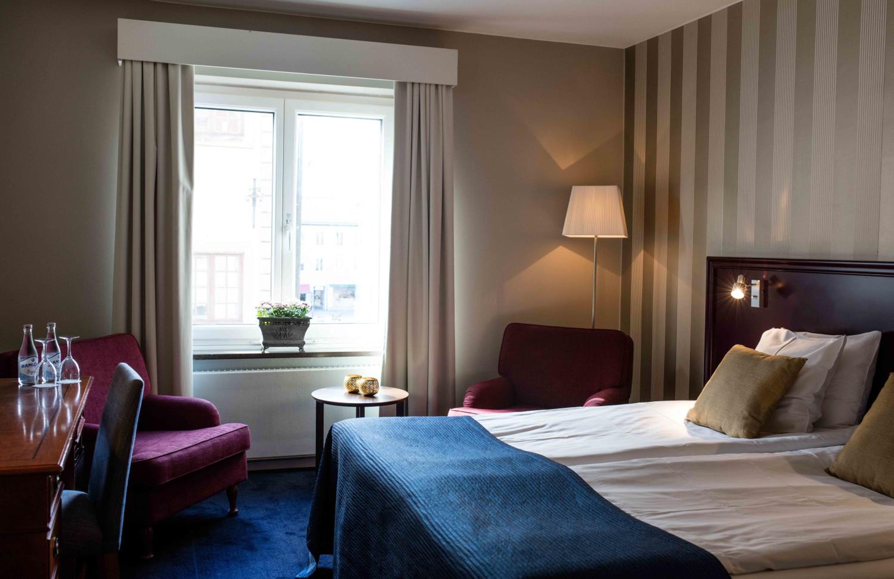 Classic Twin Room - Photo 2