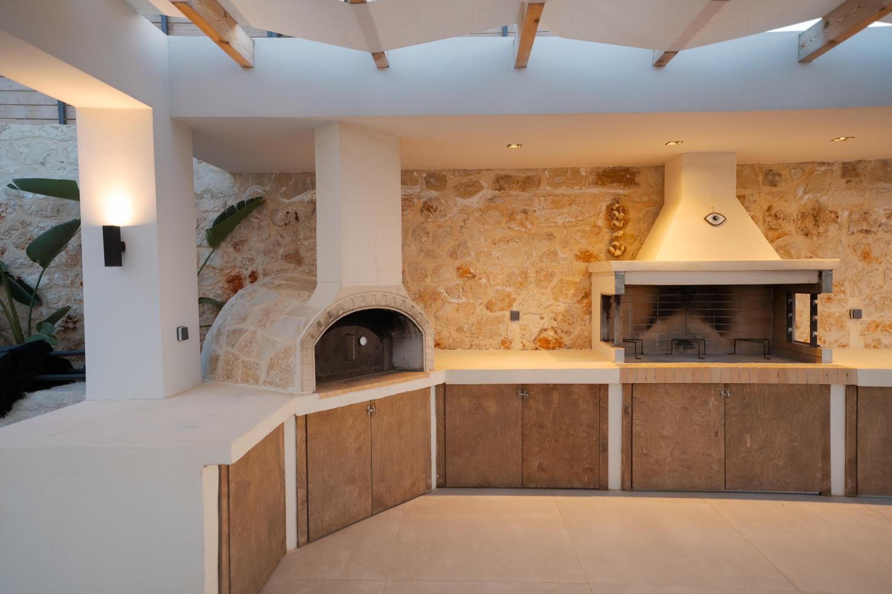 Villa photo 3