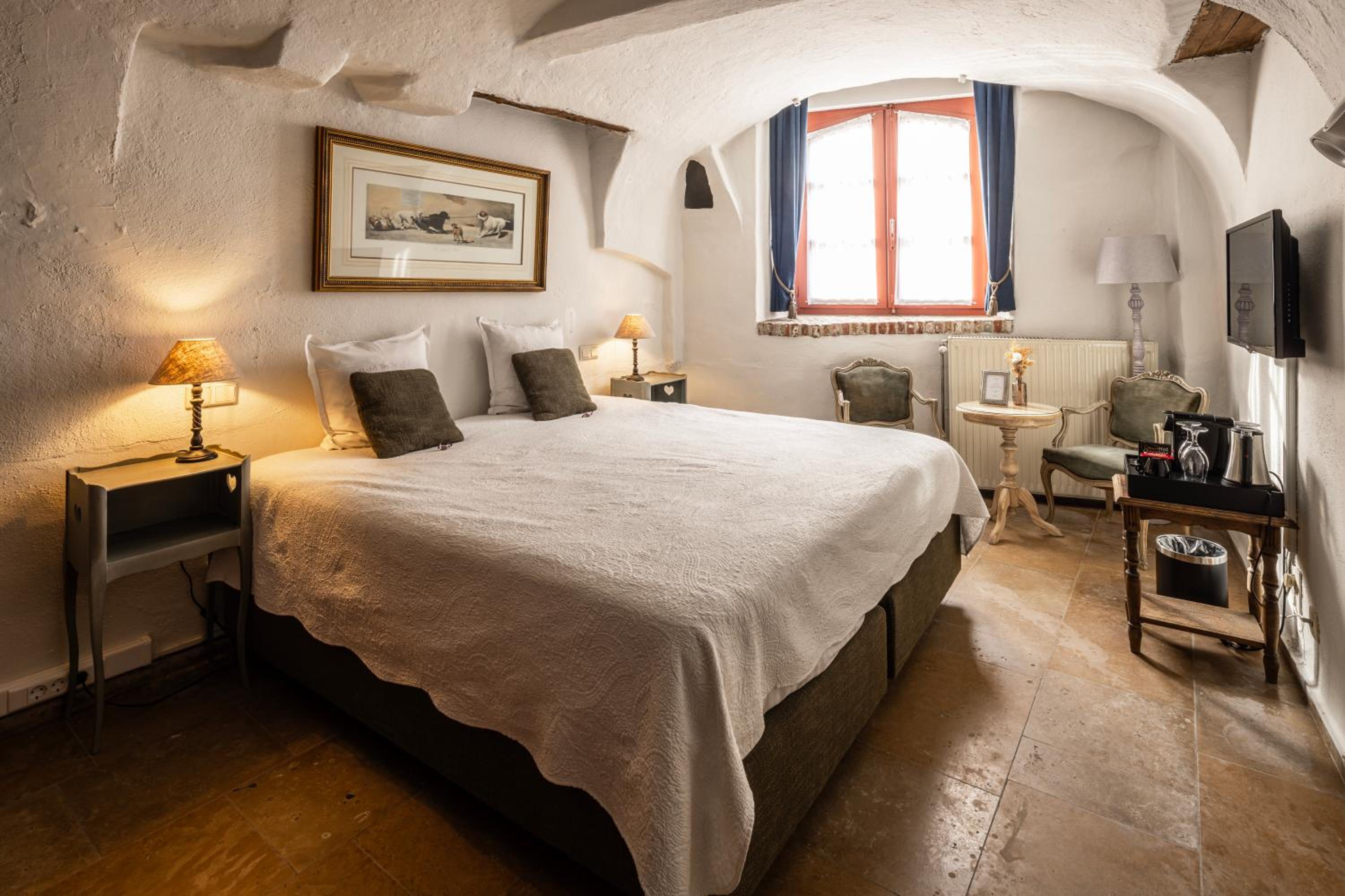 Double Room - Photo 1