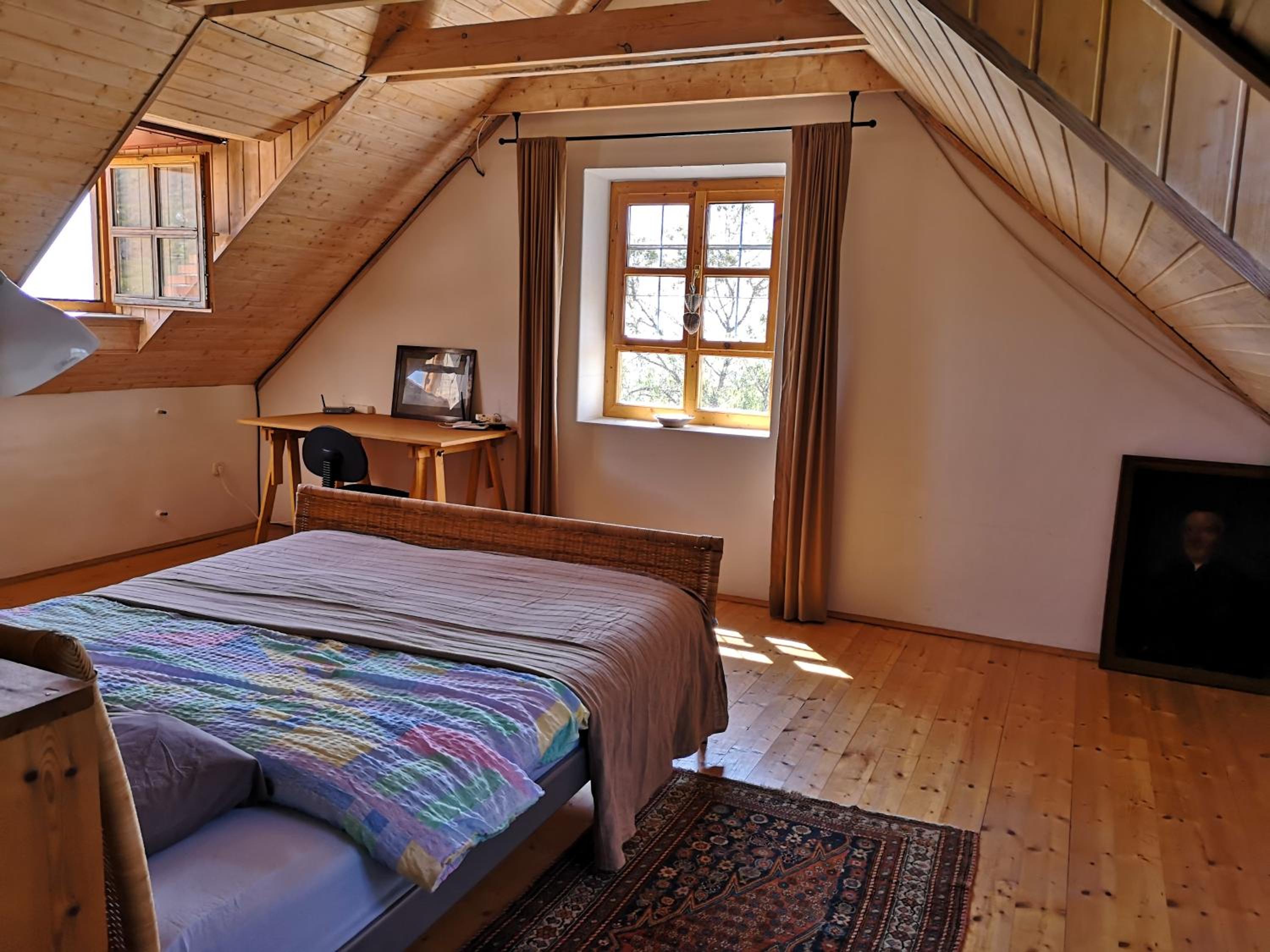 Three-Bedroom House photo 2
