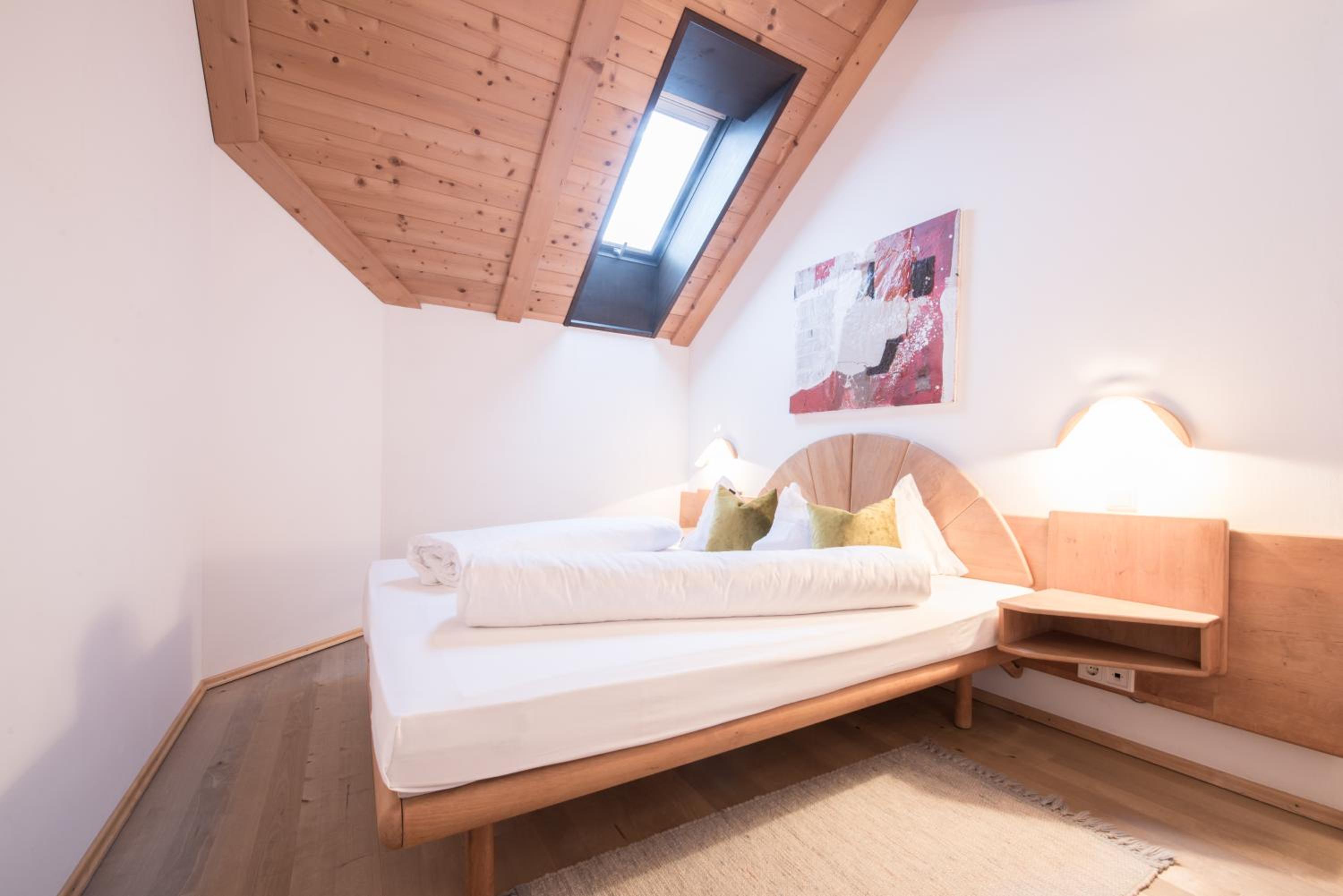 Suite - Photo 3