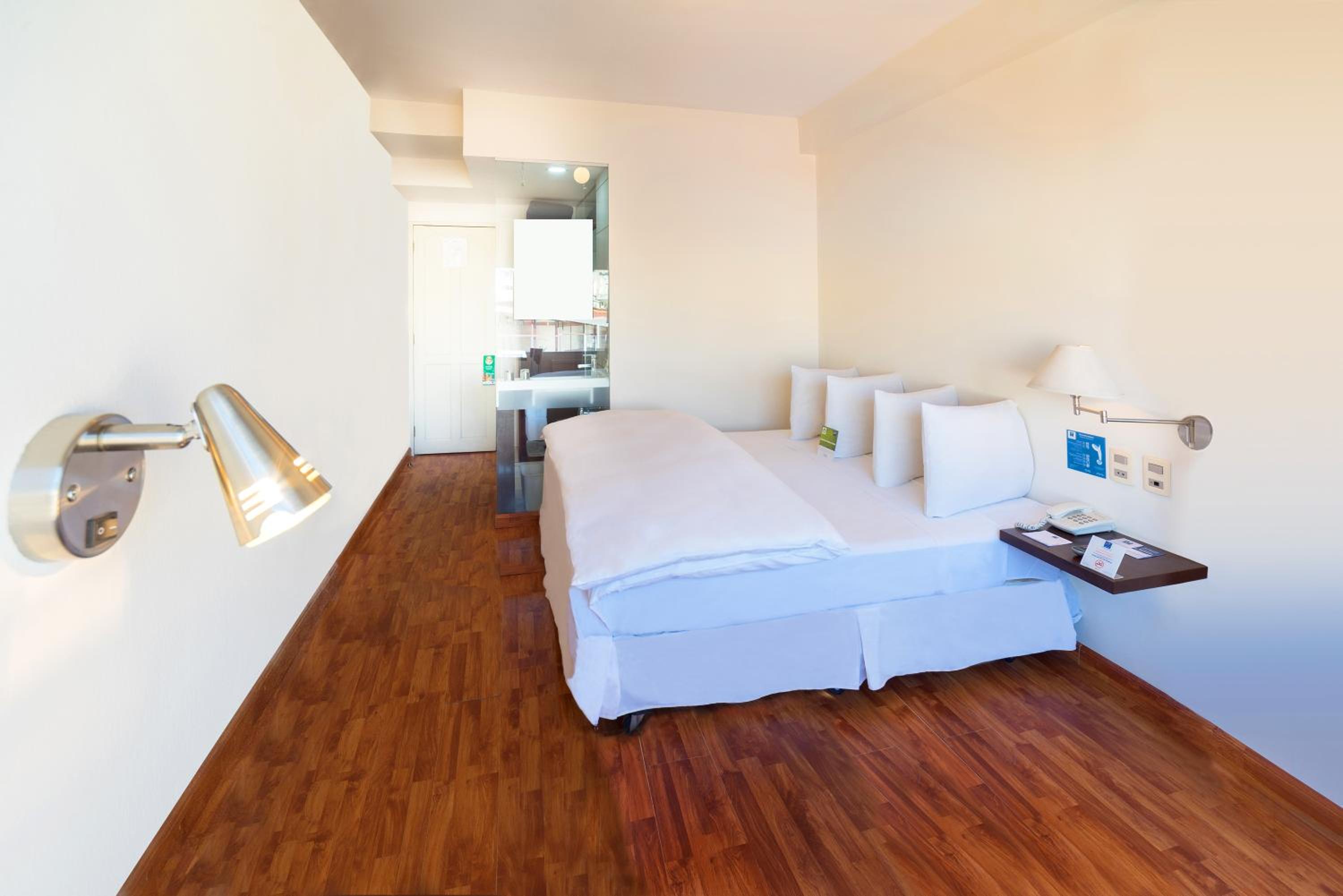 Double Room - Photo 3