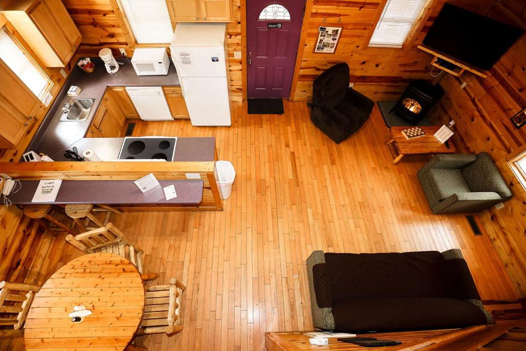 Two-Bedroom House - Photo 7