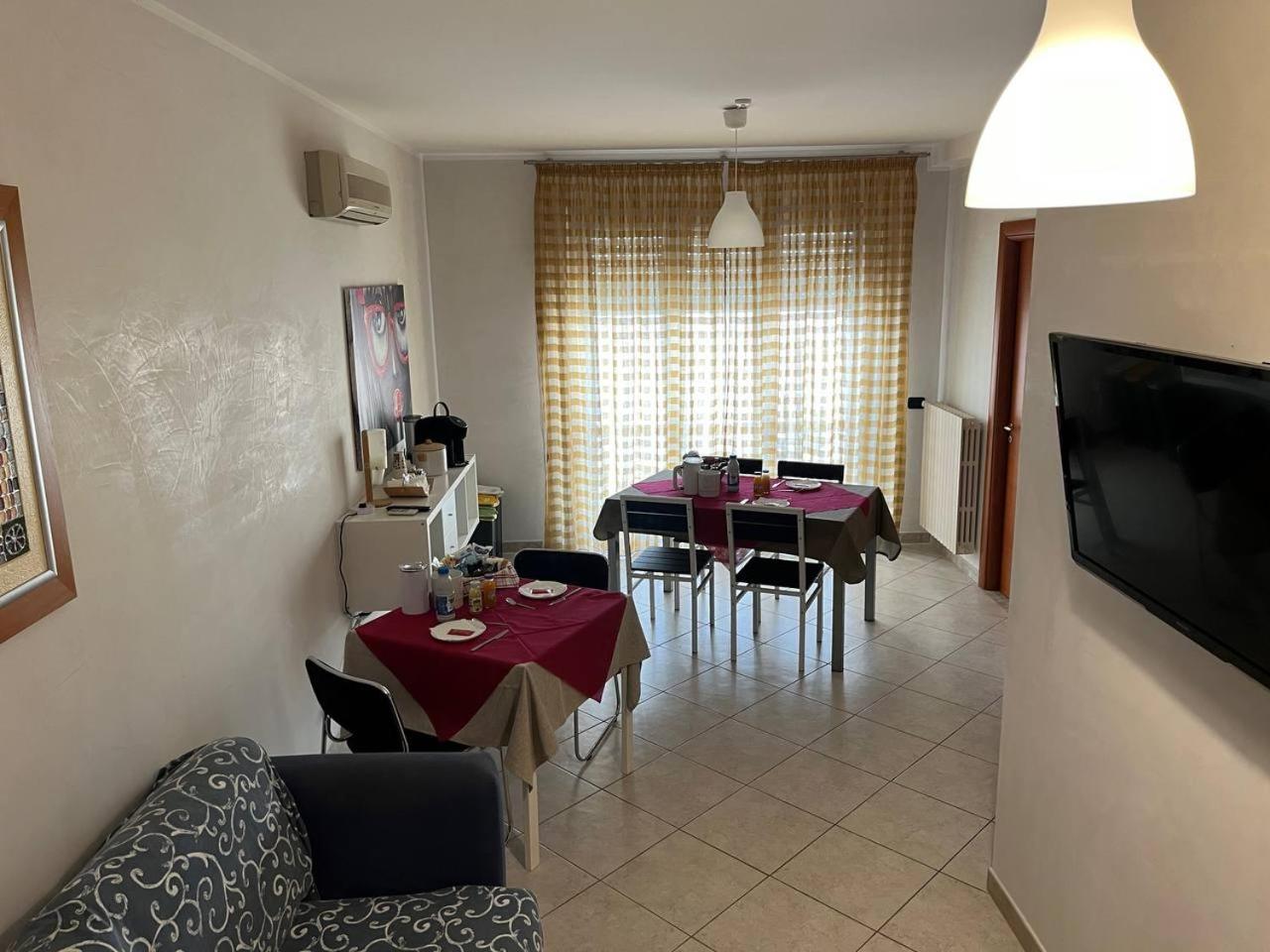 Double or Twin Room - Photo 11
