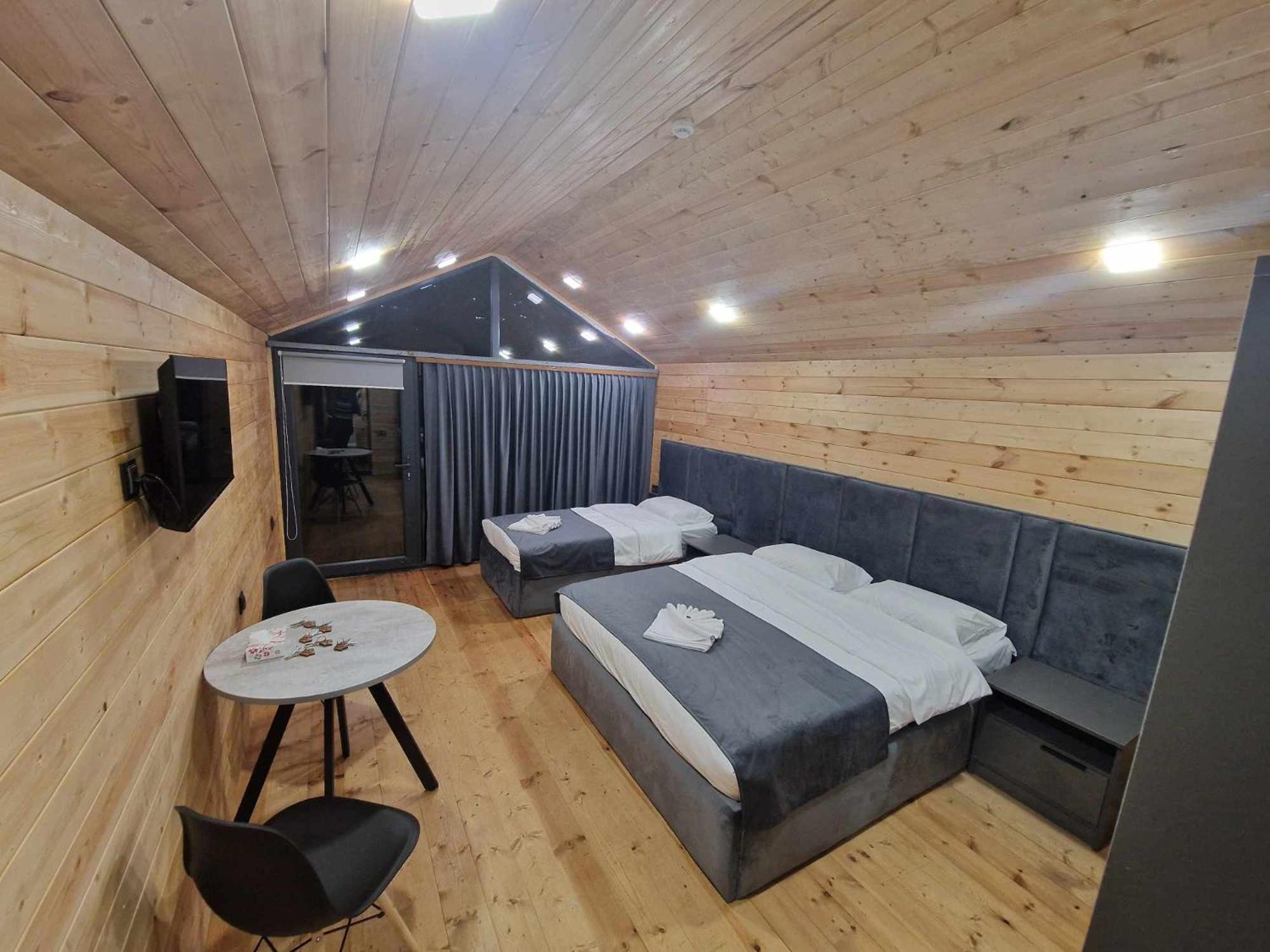 Family Room photo 3