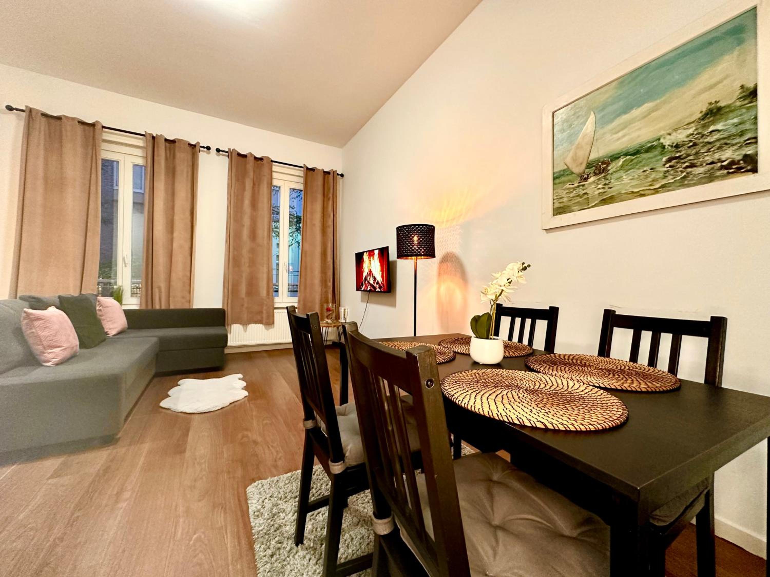 Deluxe Family Suite photo 3