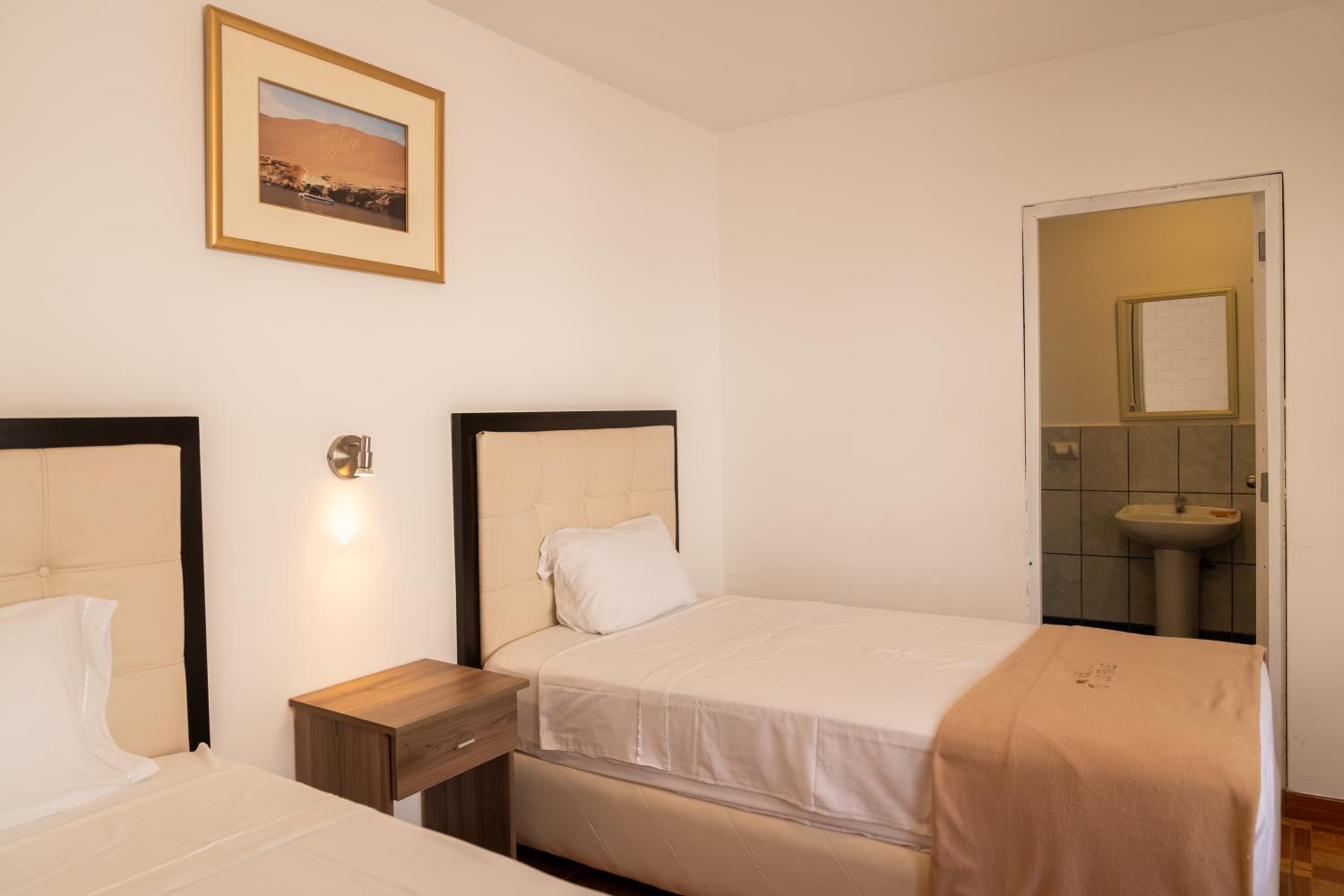 Twin Room photo 2