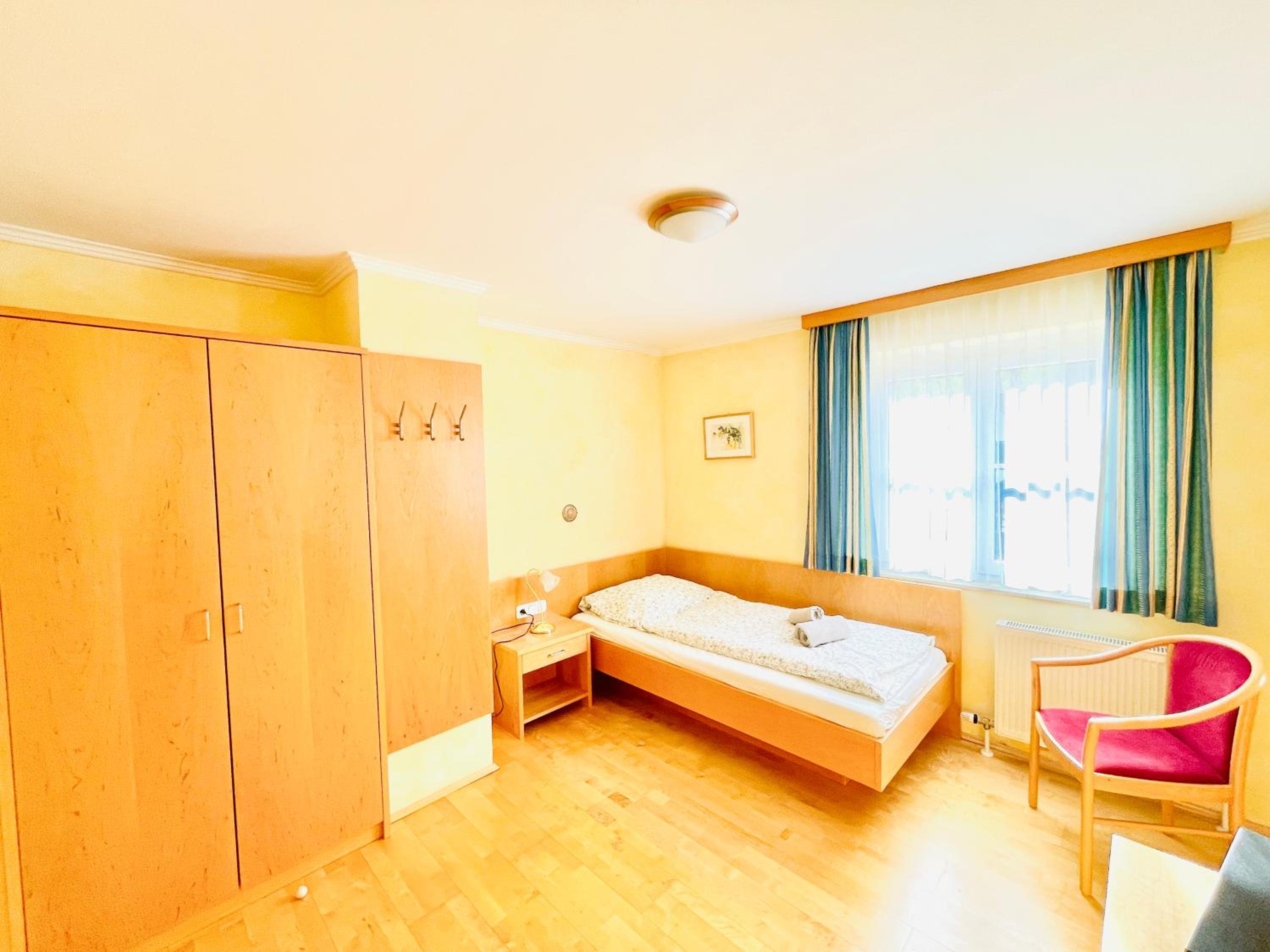 Budget Single Room