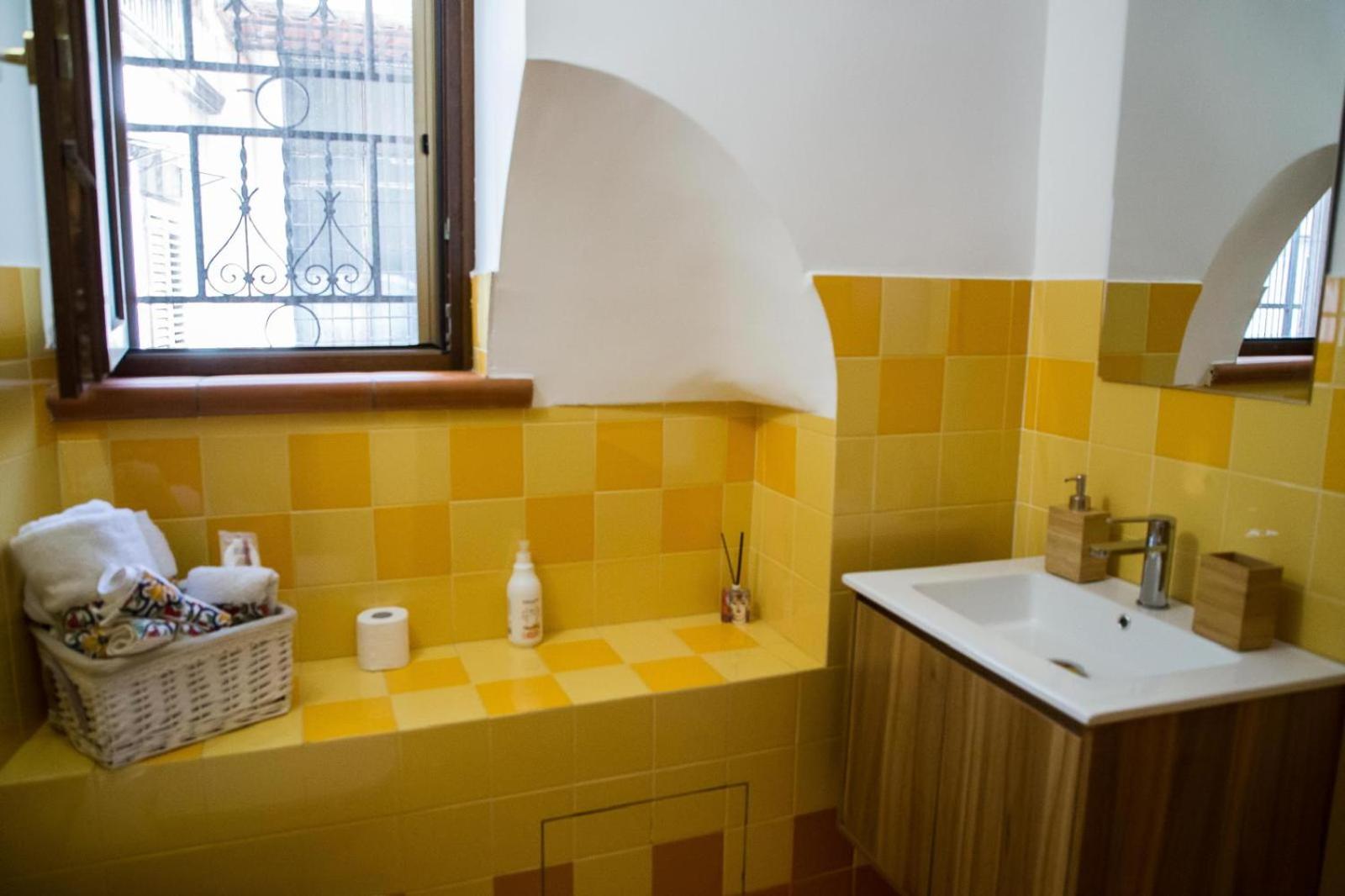 One-Bedroom Apartment - Photo 5