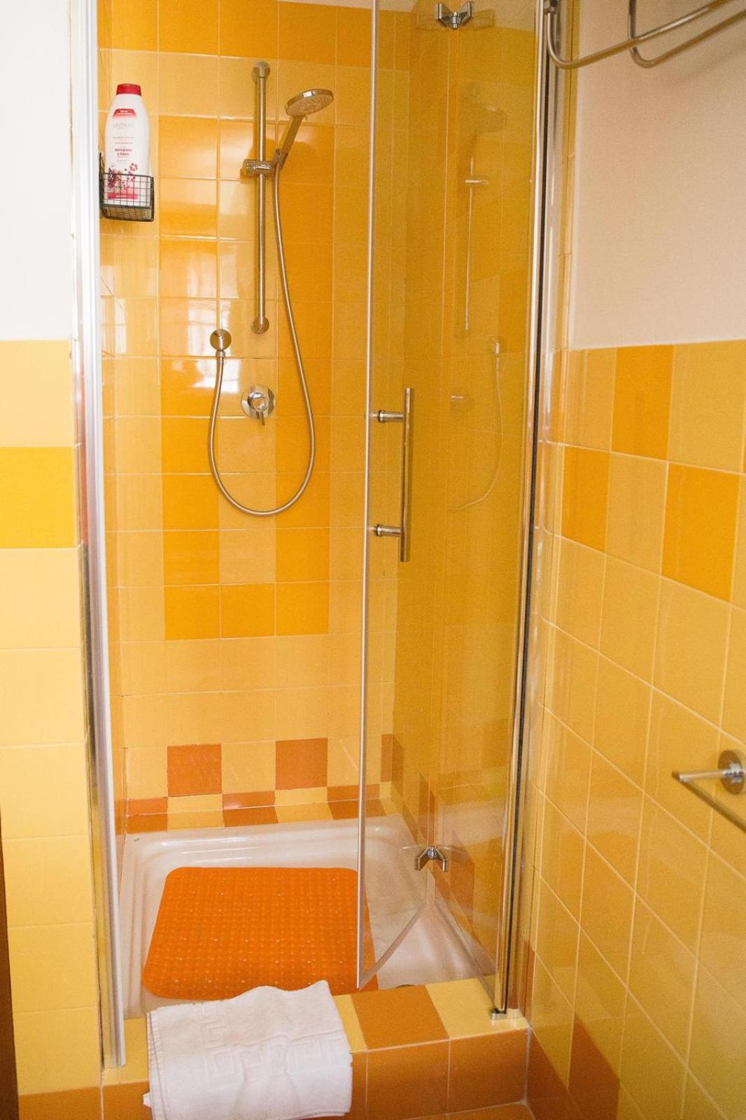 One-Bedroom Apartment - Photo 21
