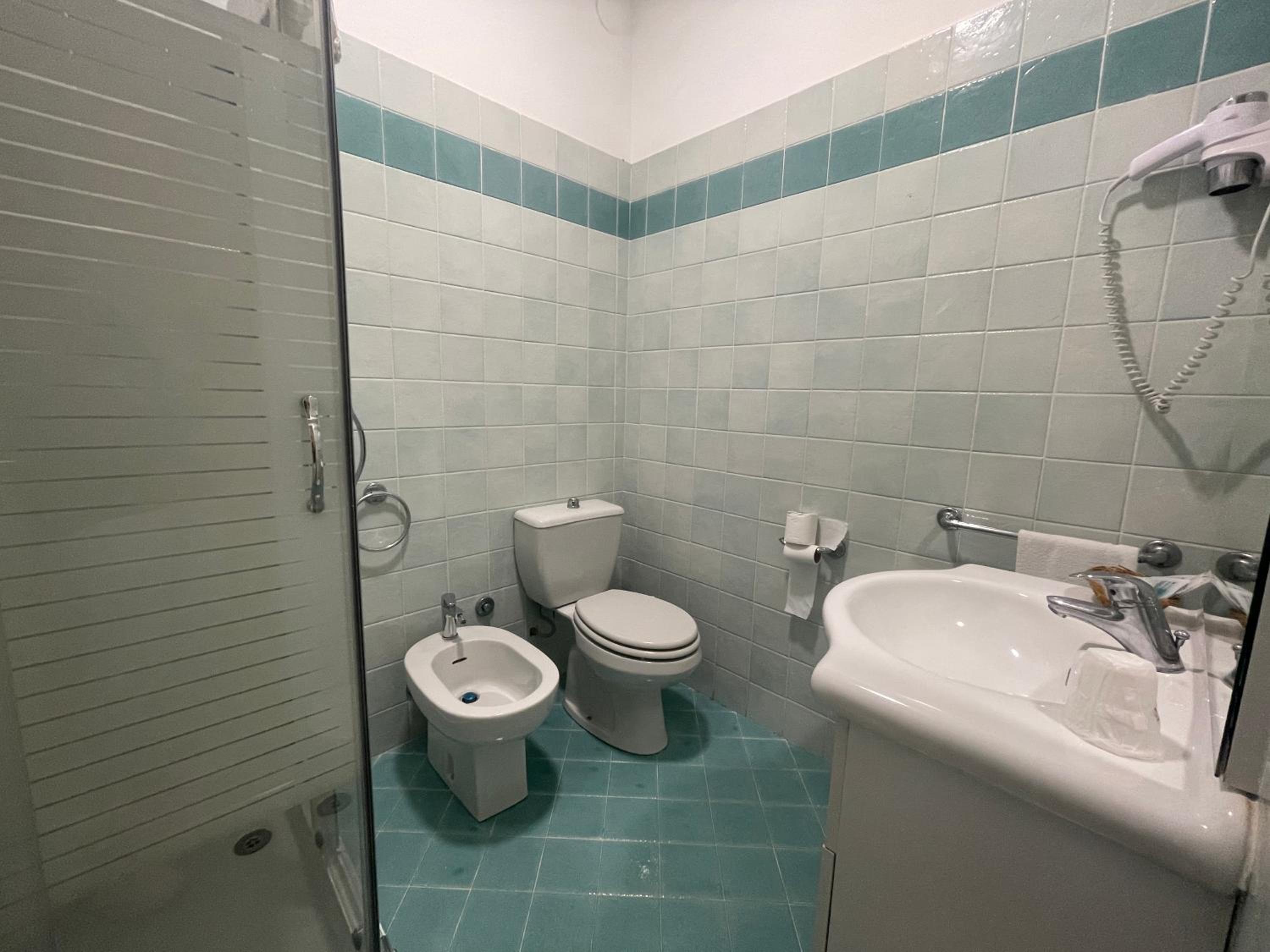 Classic Triple Room photo 3