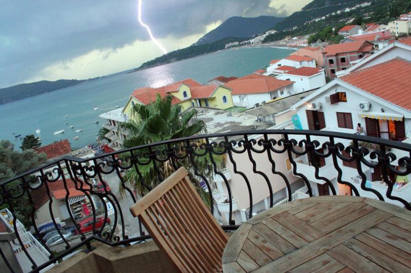 Double Room with Sea View photo 3