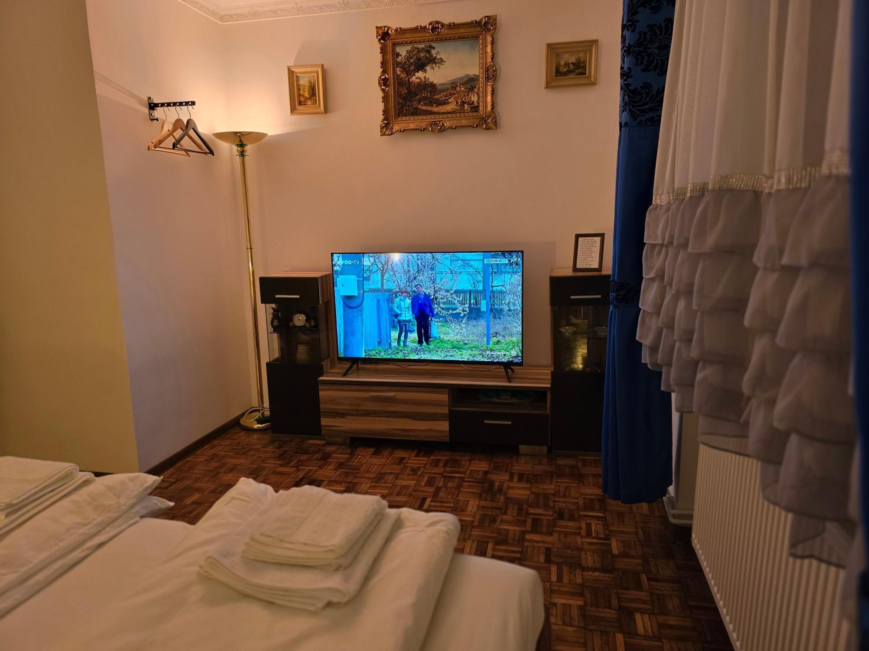 Triple Room with Private Bathroom photo 1