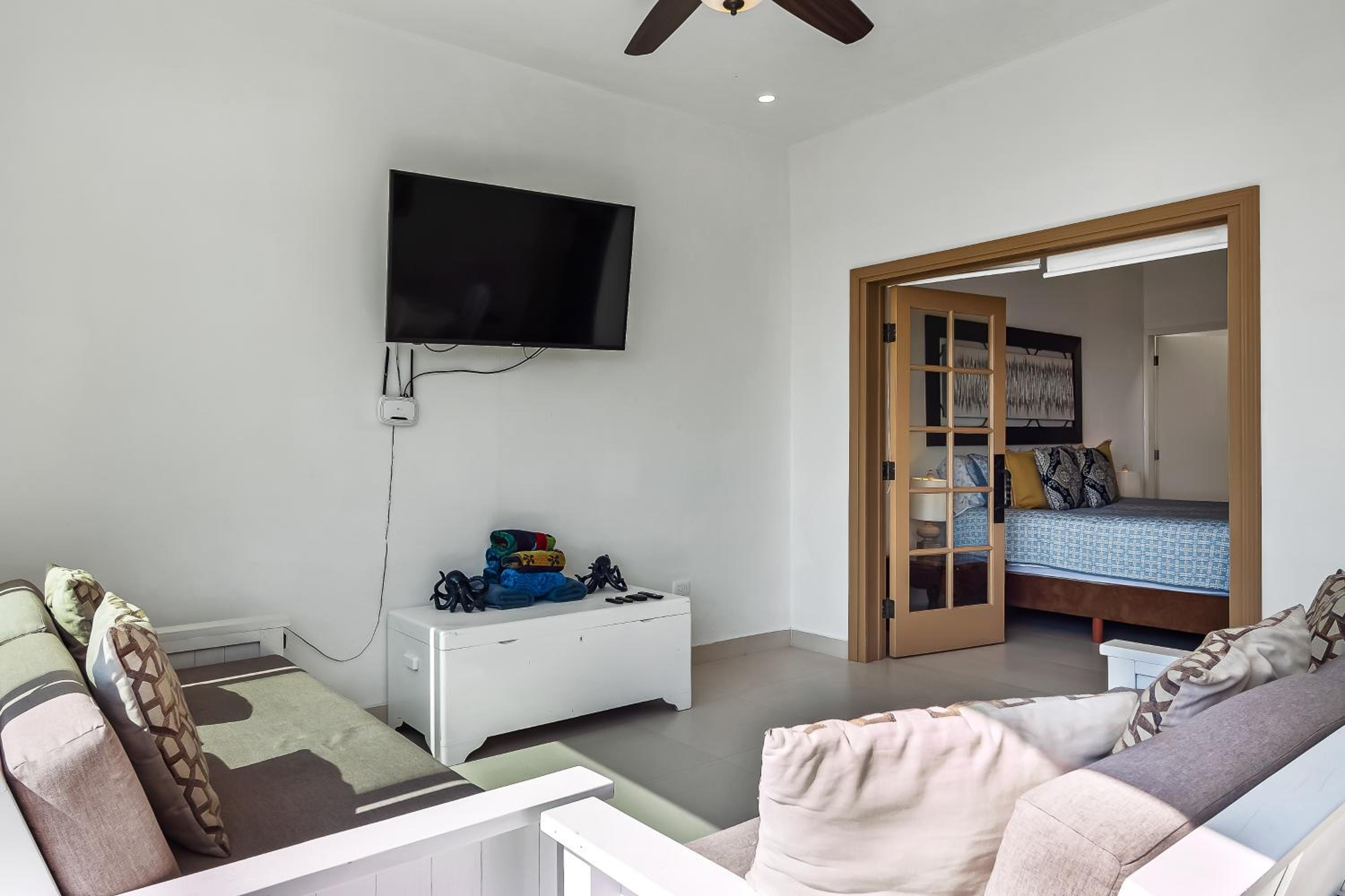 Three-Bedroom Villa photo 1