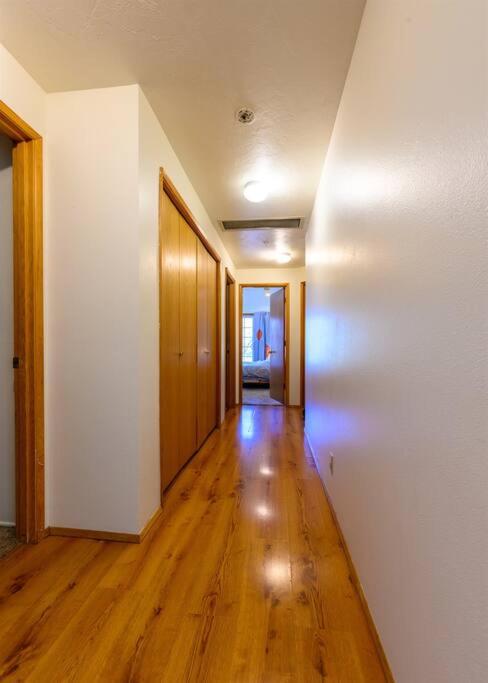 Four-Bedroom House photo 3