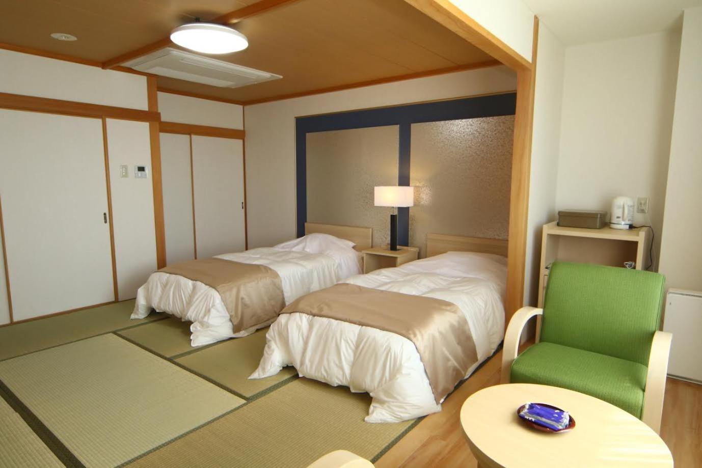 Japanese Twin Room - Non-Smoking