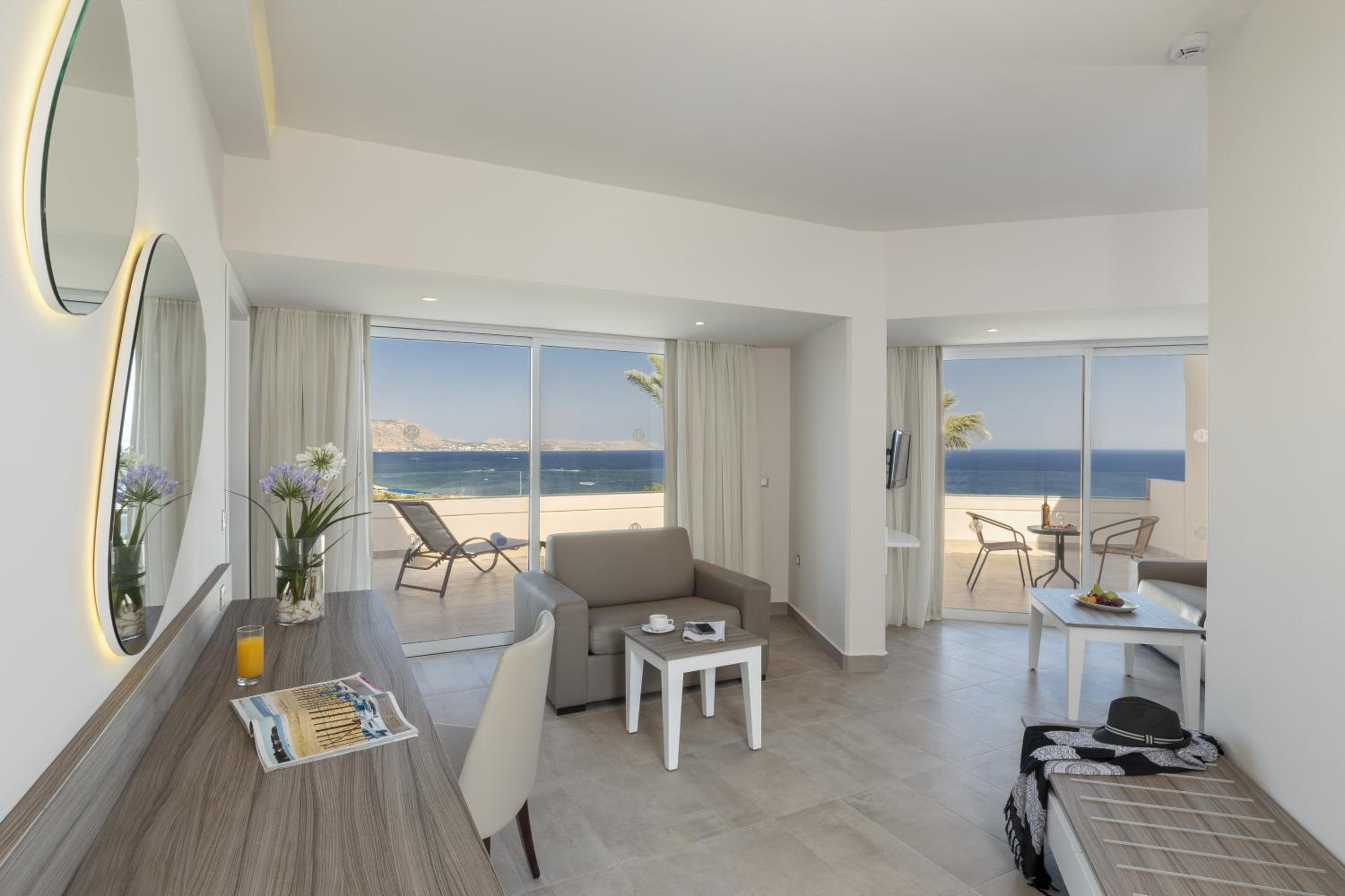 Executive Suite Sea View - Photo 1
