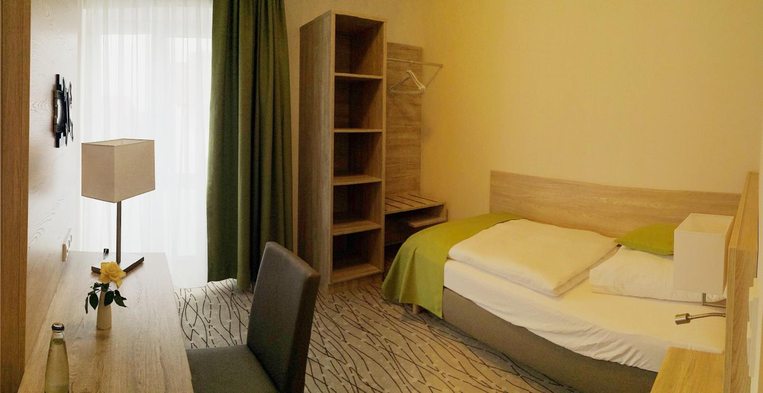 Single Room photo 3
