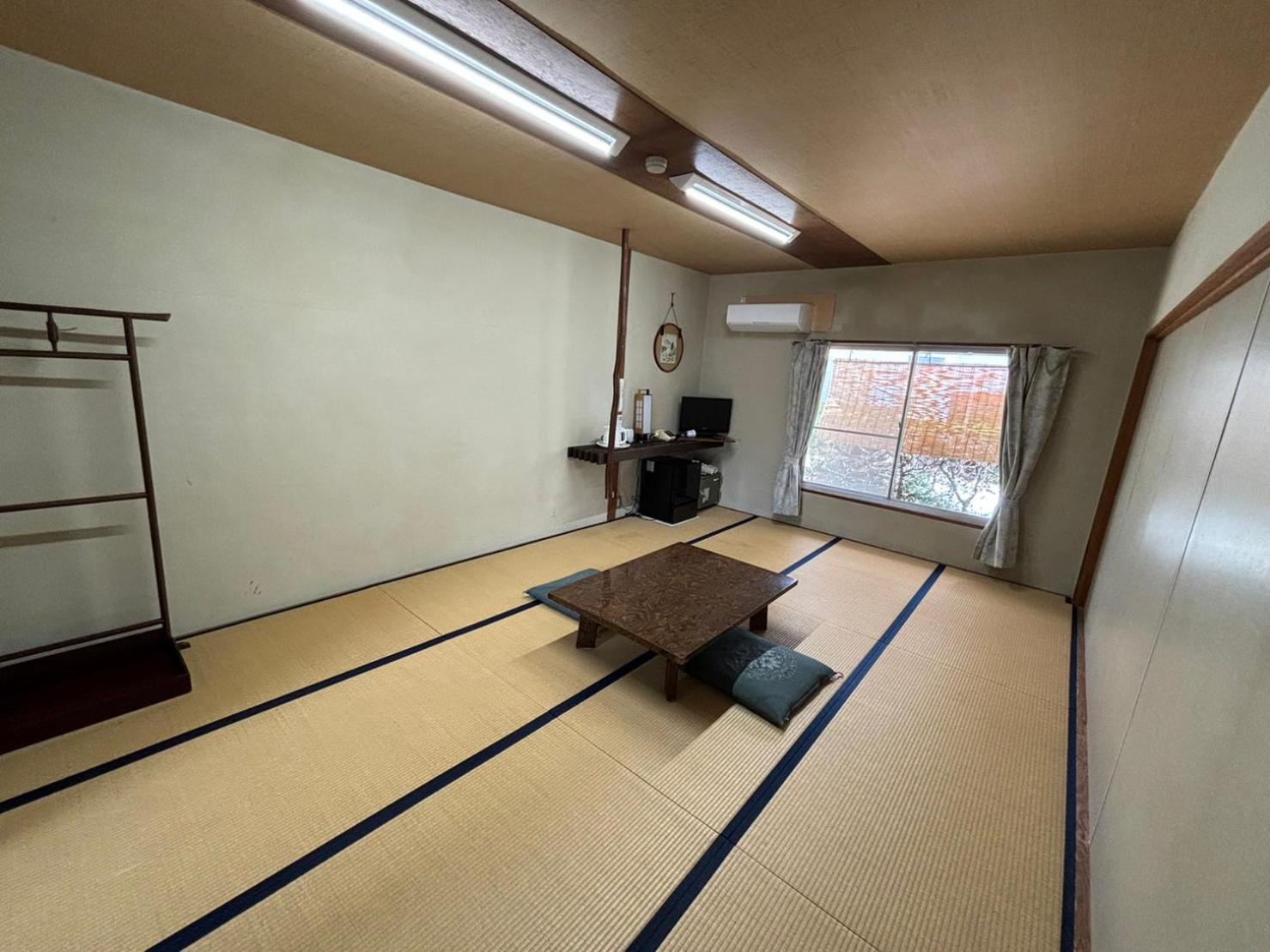 Standard Family Room photo 1