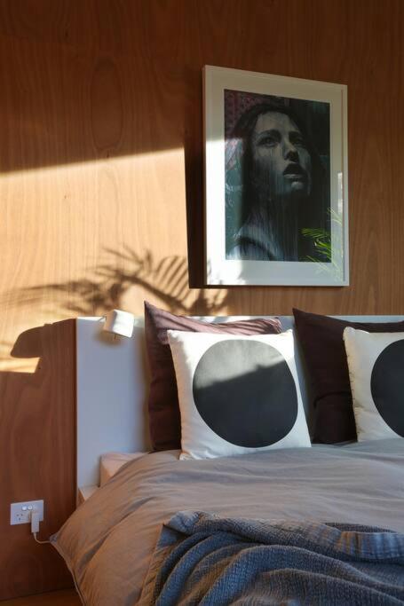 Four-Bedroom House photo 3