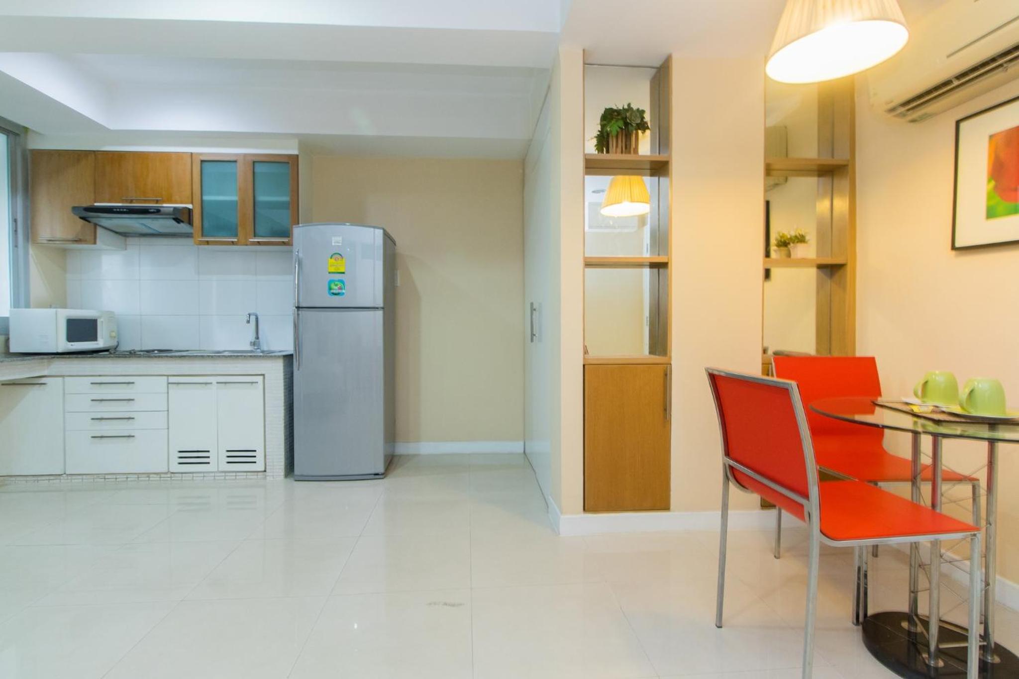 Two-Bedroom Apartment - D photo 2