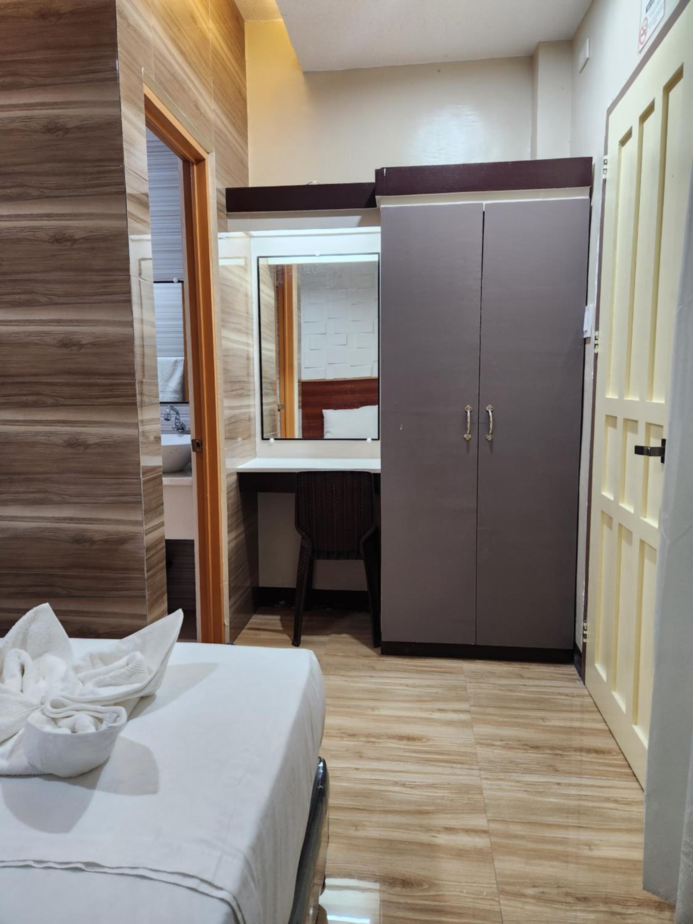 Deluxe Triple Room - Photo 2