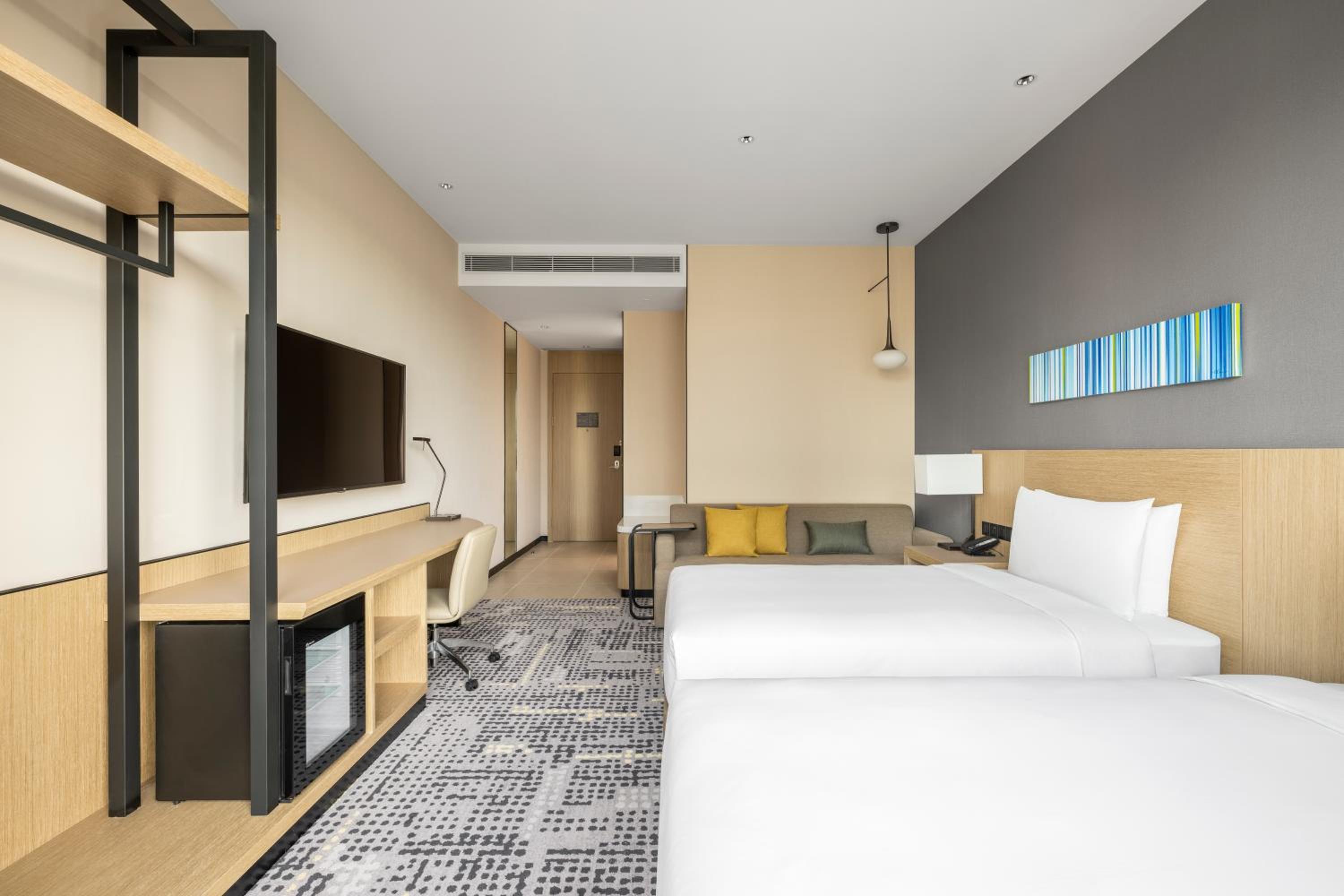 Twin Room - Photo 6