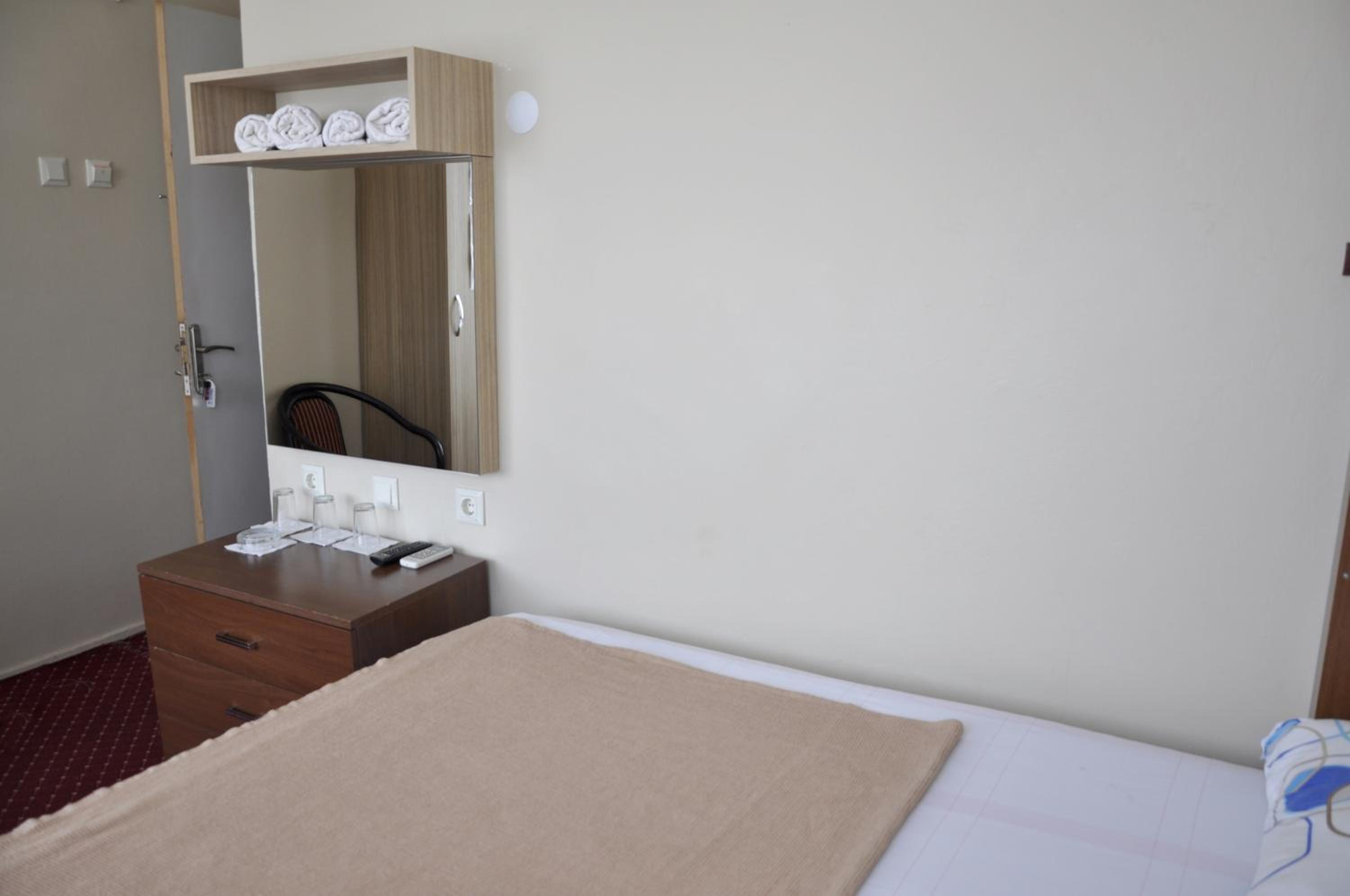 Comfort Triple Room photo 3