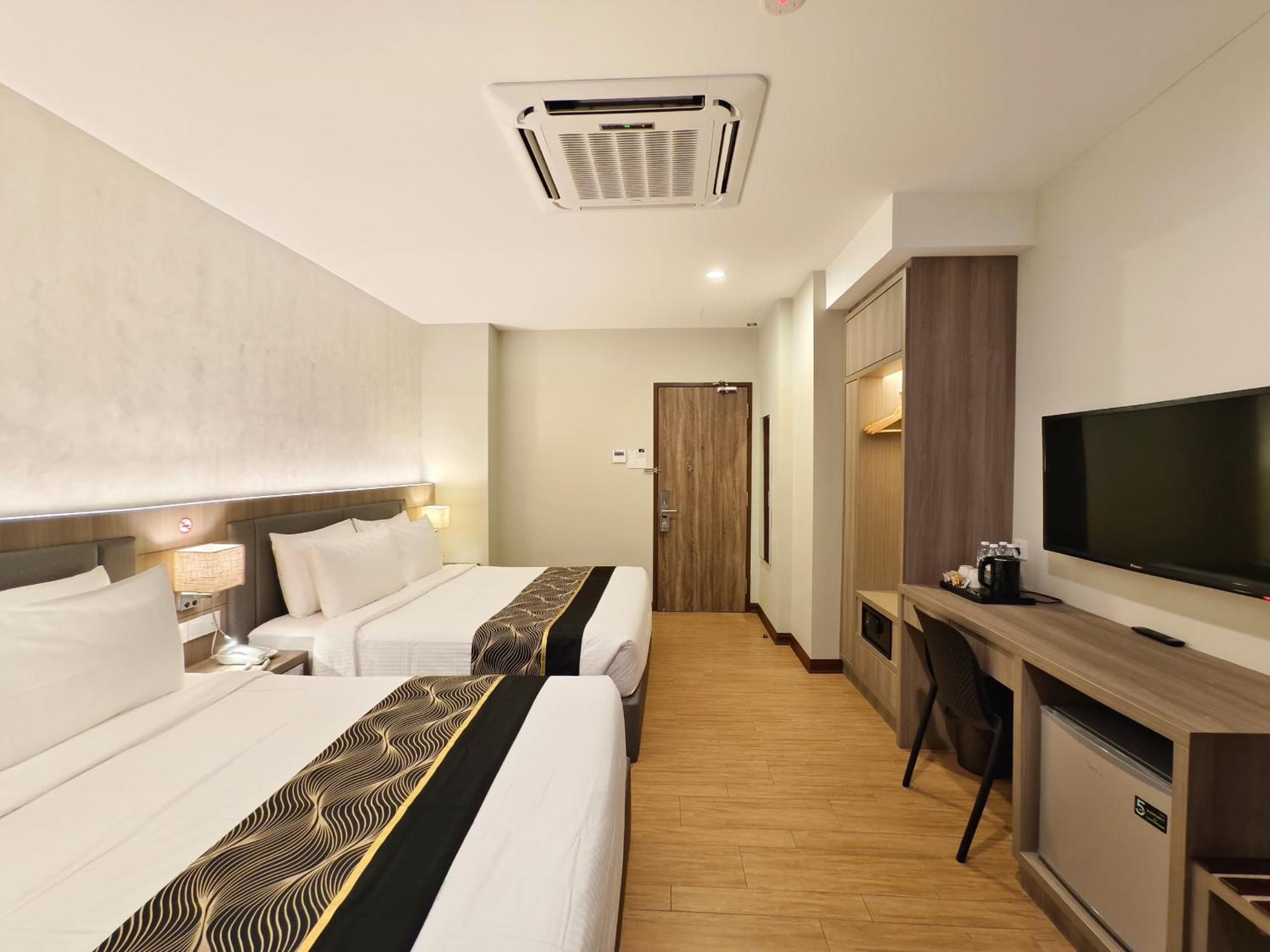 Family Suite - Photo 5