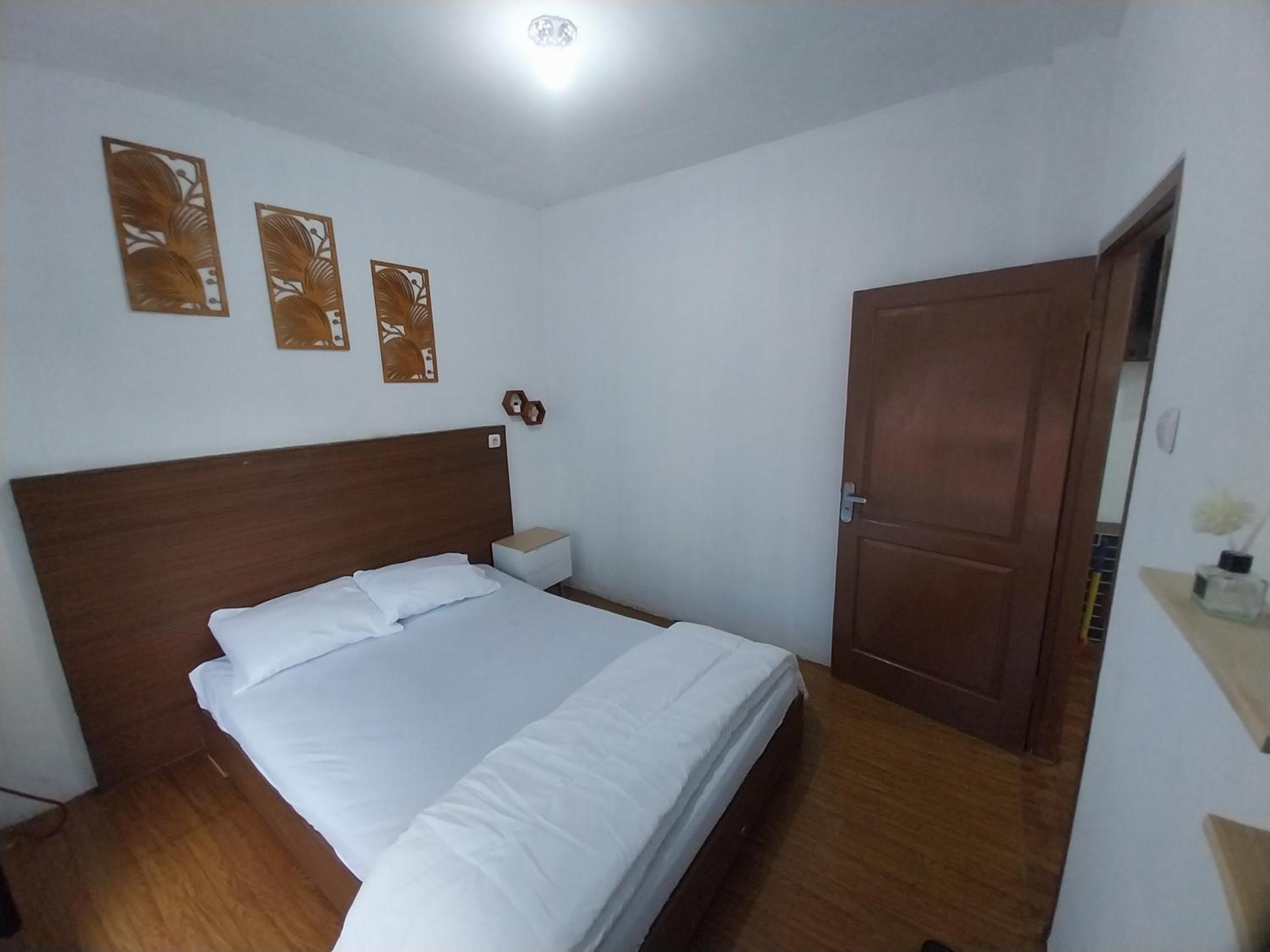 Three-Bedroom Villa photo 3