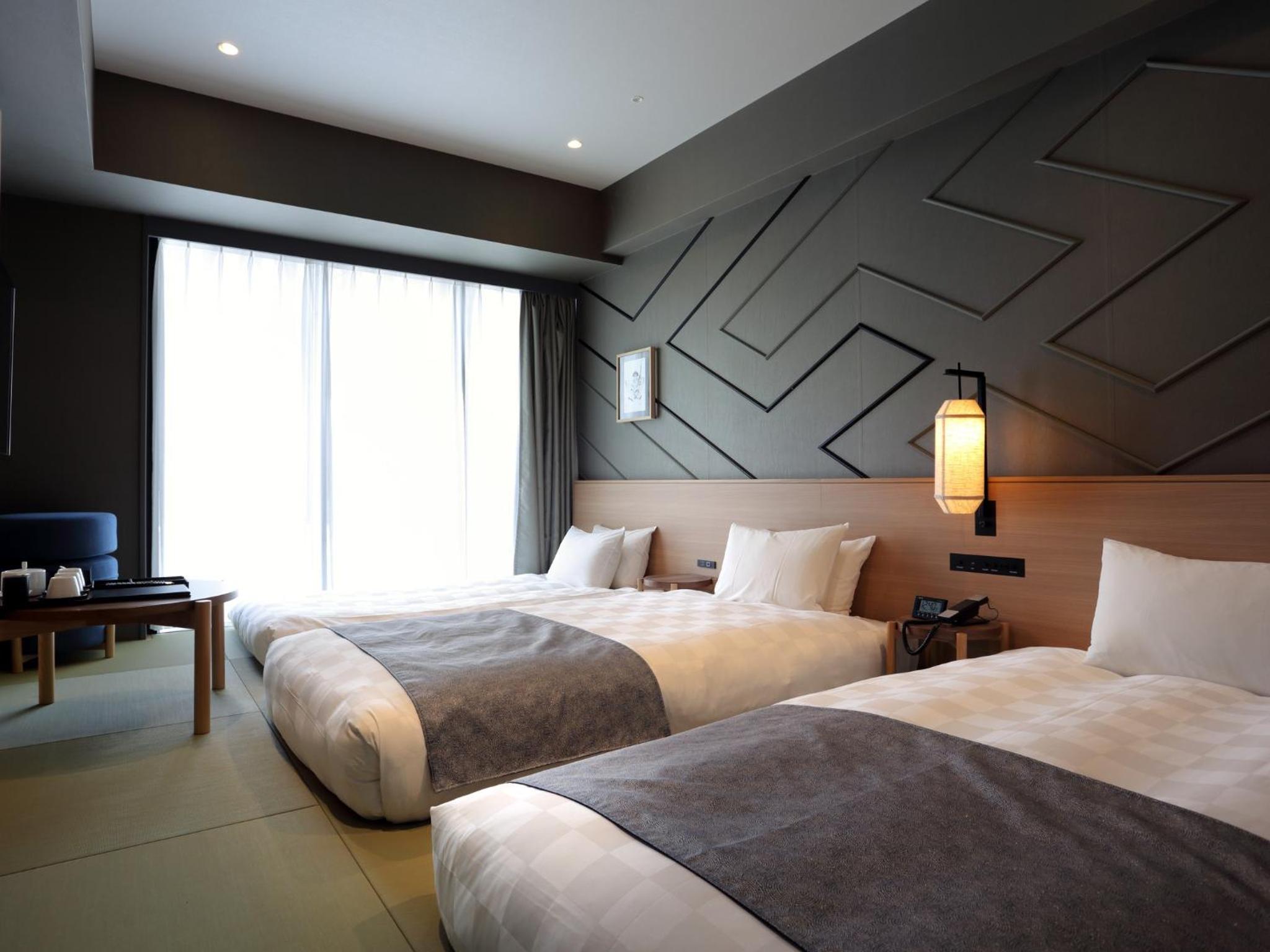 Moderate Twin Room Japanese-Style with Sofa Bed - Non-Smoking (3 adults) - Photo 2