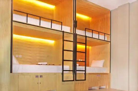 Single Bed In Male Dormitory Room With Shared Bathroom photo 2