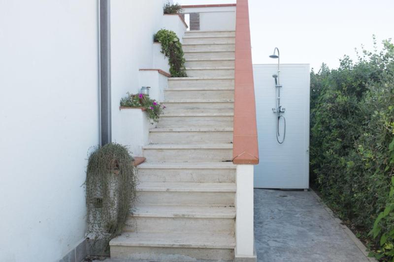 Holiday Home with Sea View - Photo 3