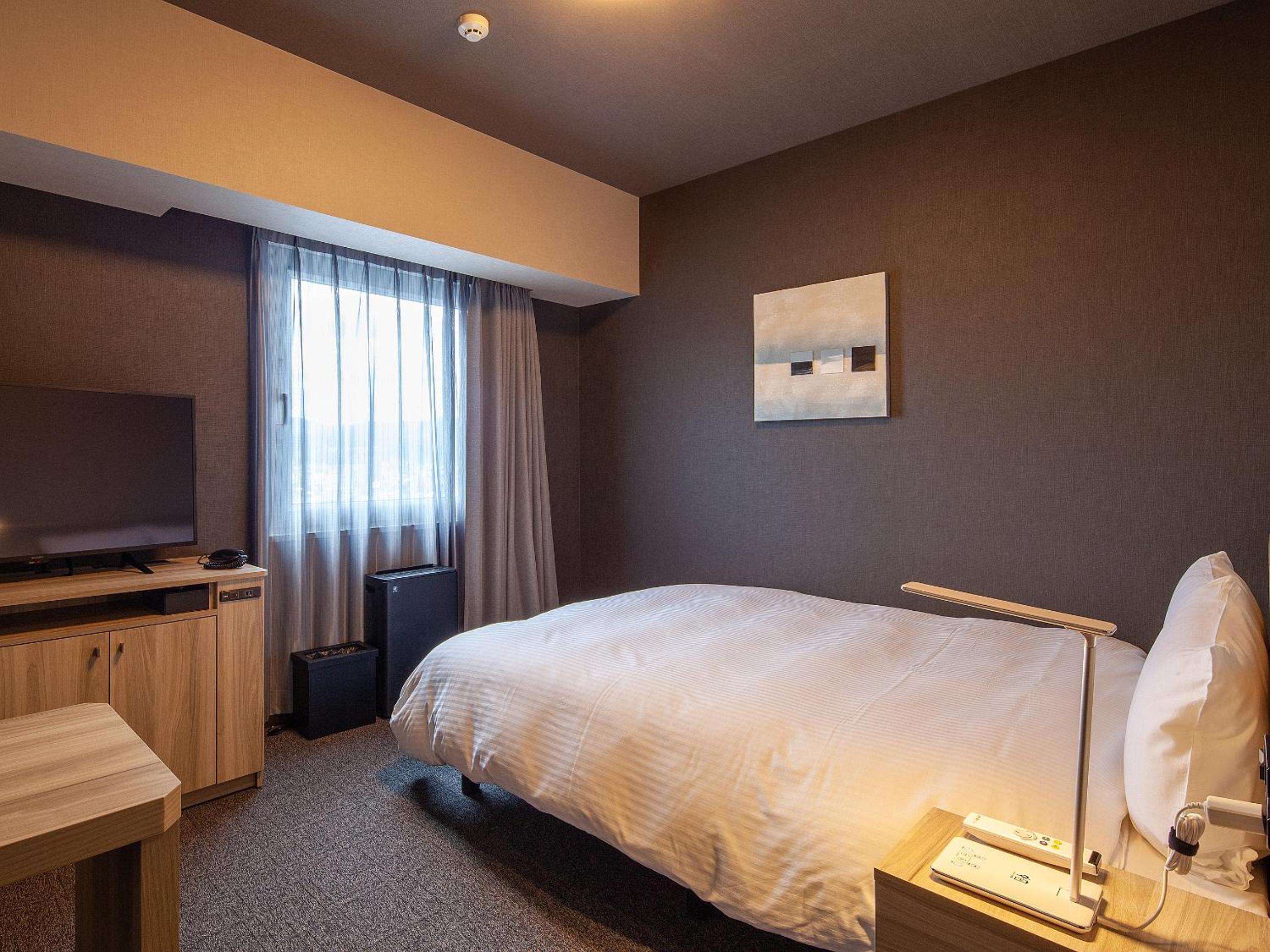 Double Room with Small Double Bed - Non-Smoking - Photo 1