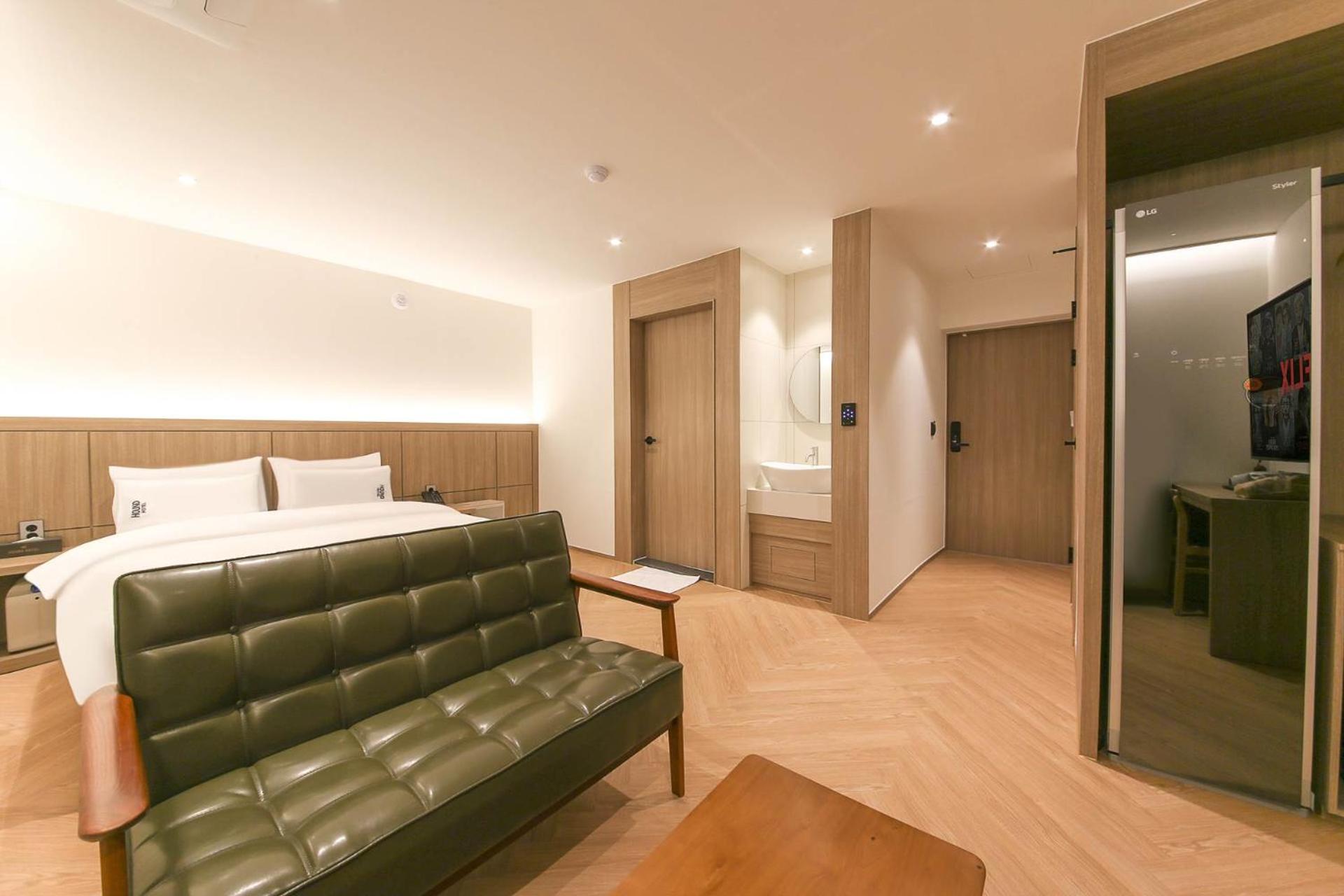 Premium Double Room photo 3