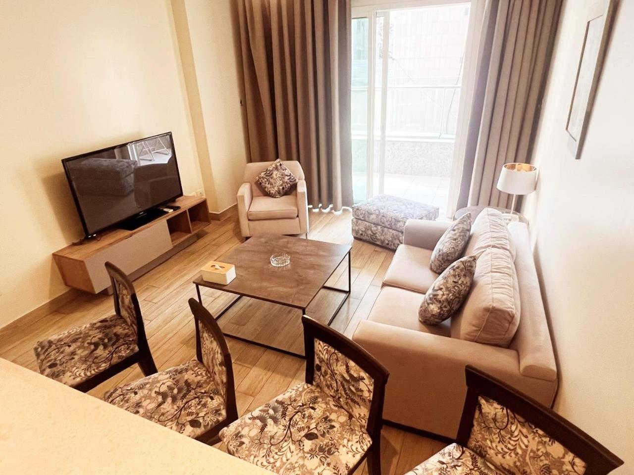 Executive Suite photo 1