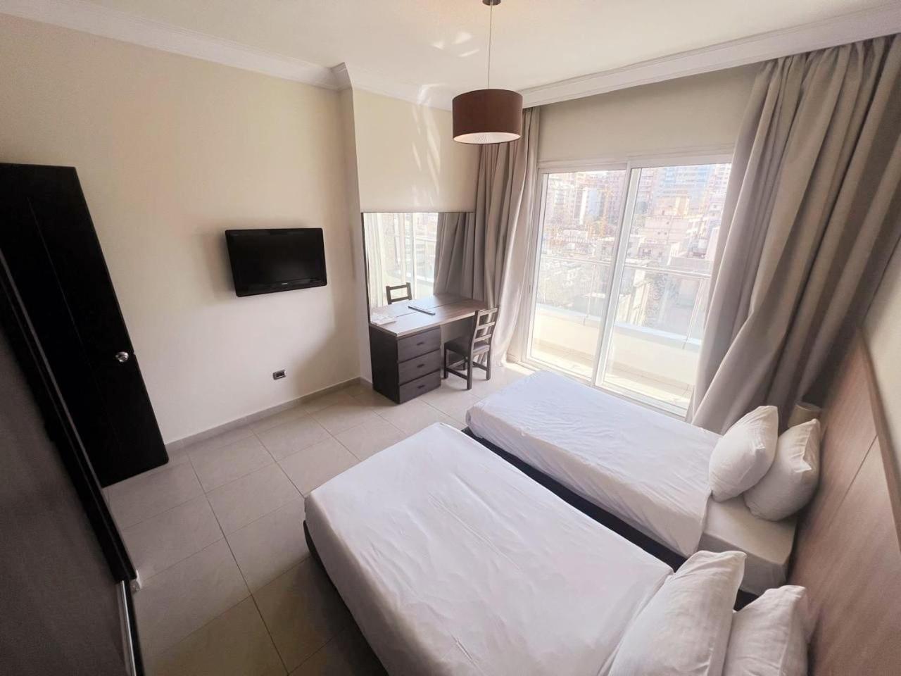 Deluxe Double or Twin Room photo 3