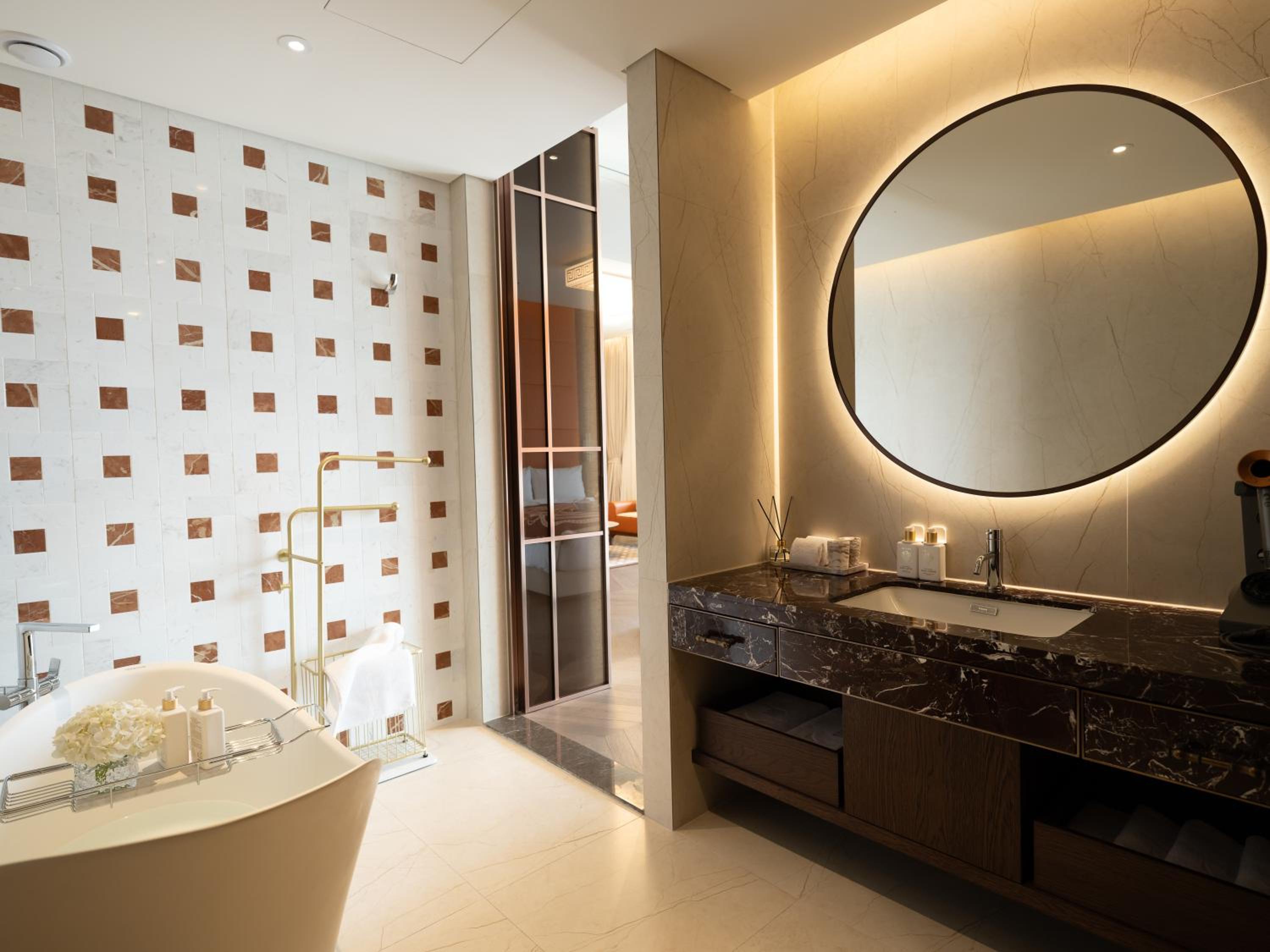 Royal Penthouse - Photo 3