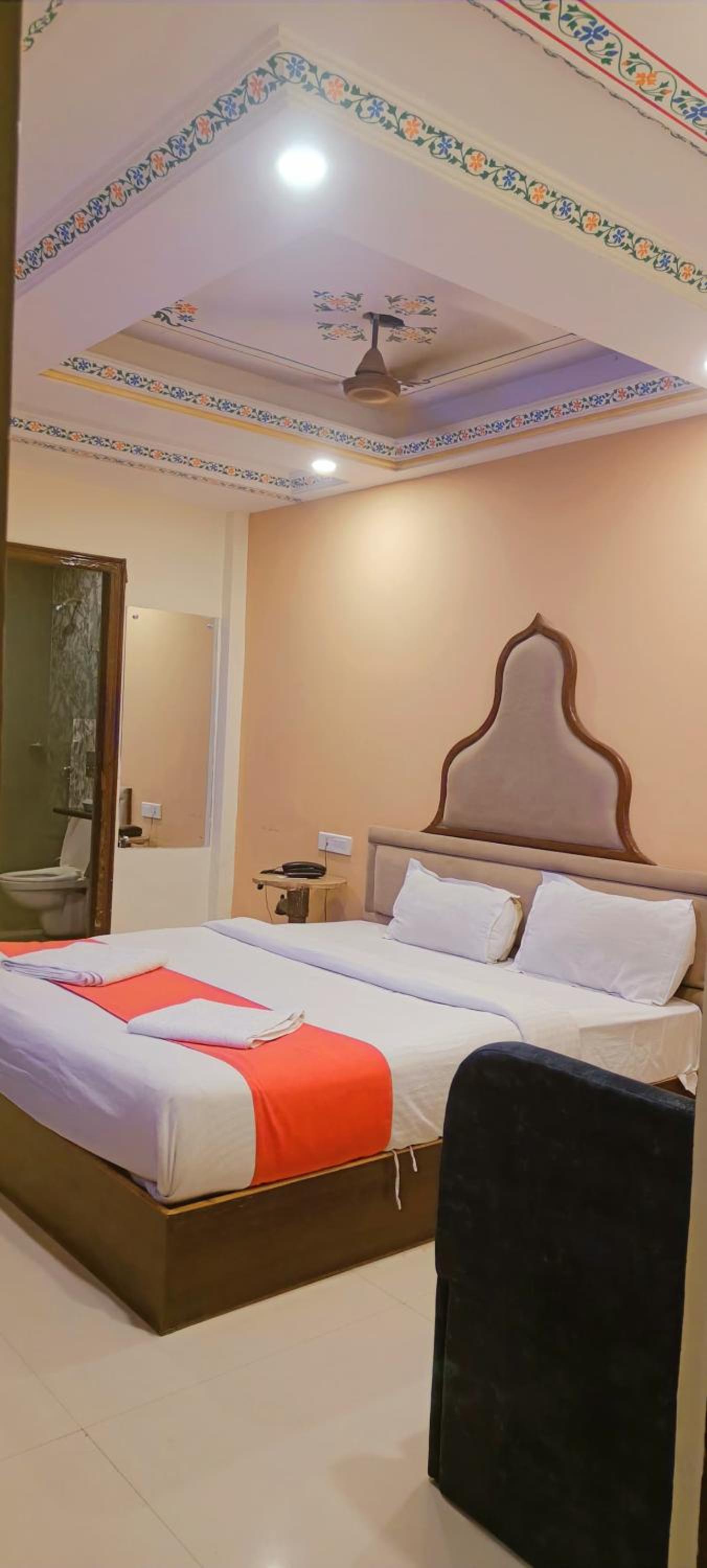 Comfort Triple Room