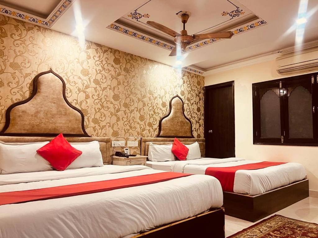 King Room with Two King Beds