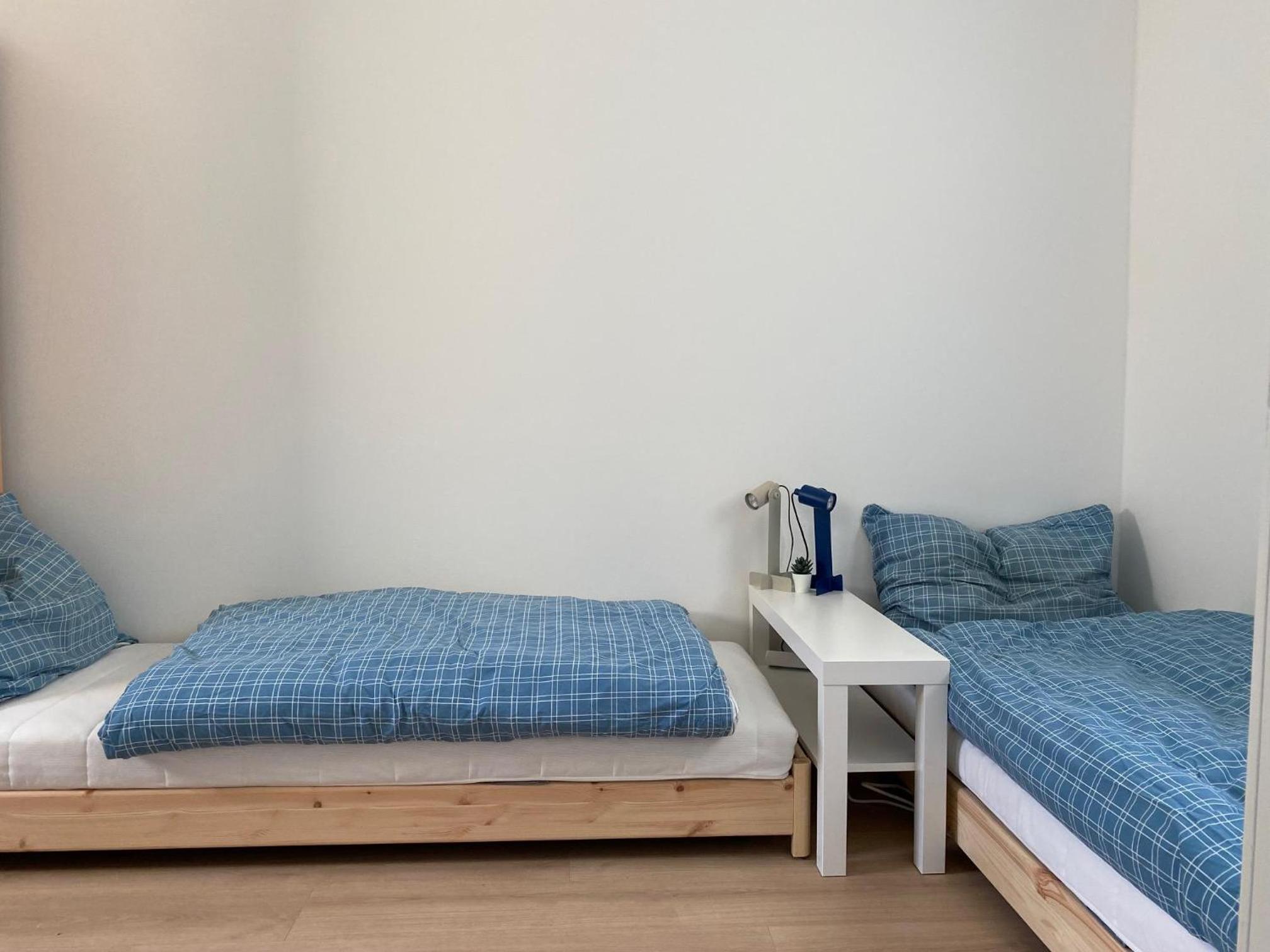 Two-Bedroom Apartment with Shower photo 2