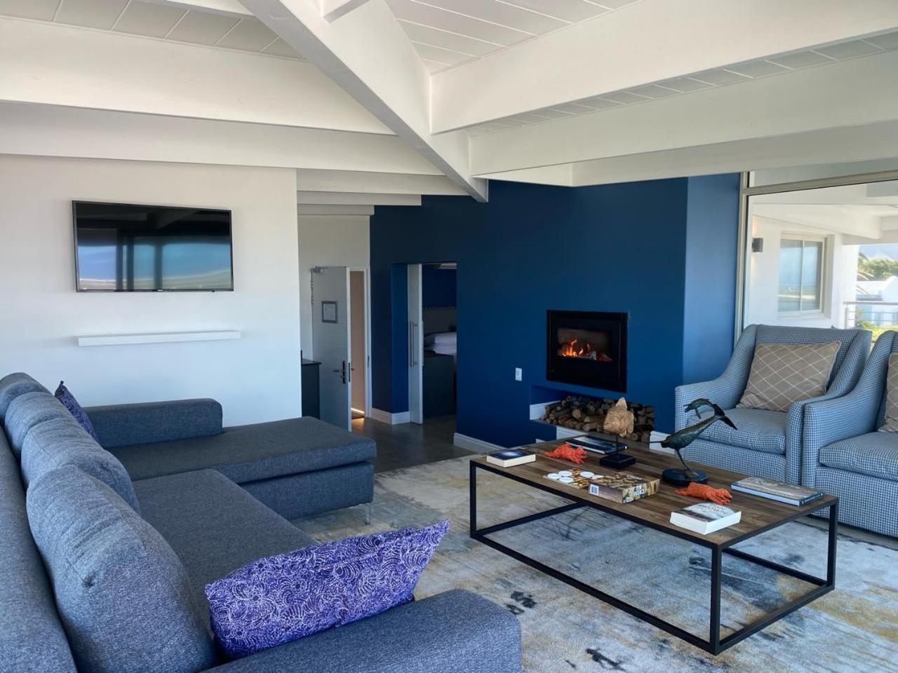 Suite with Sea View - Photo 6