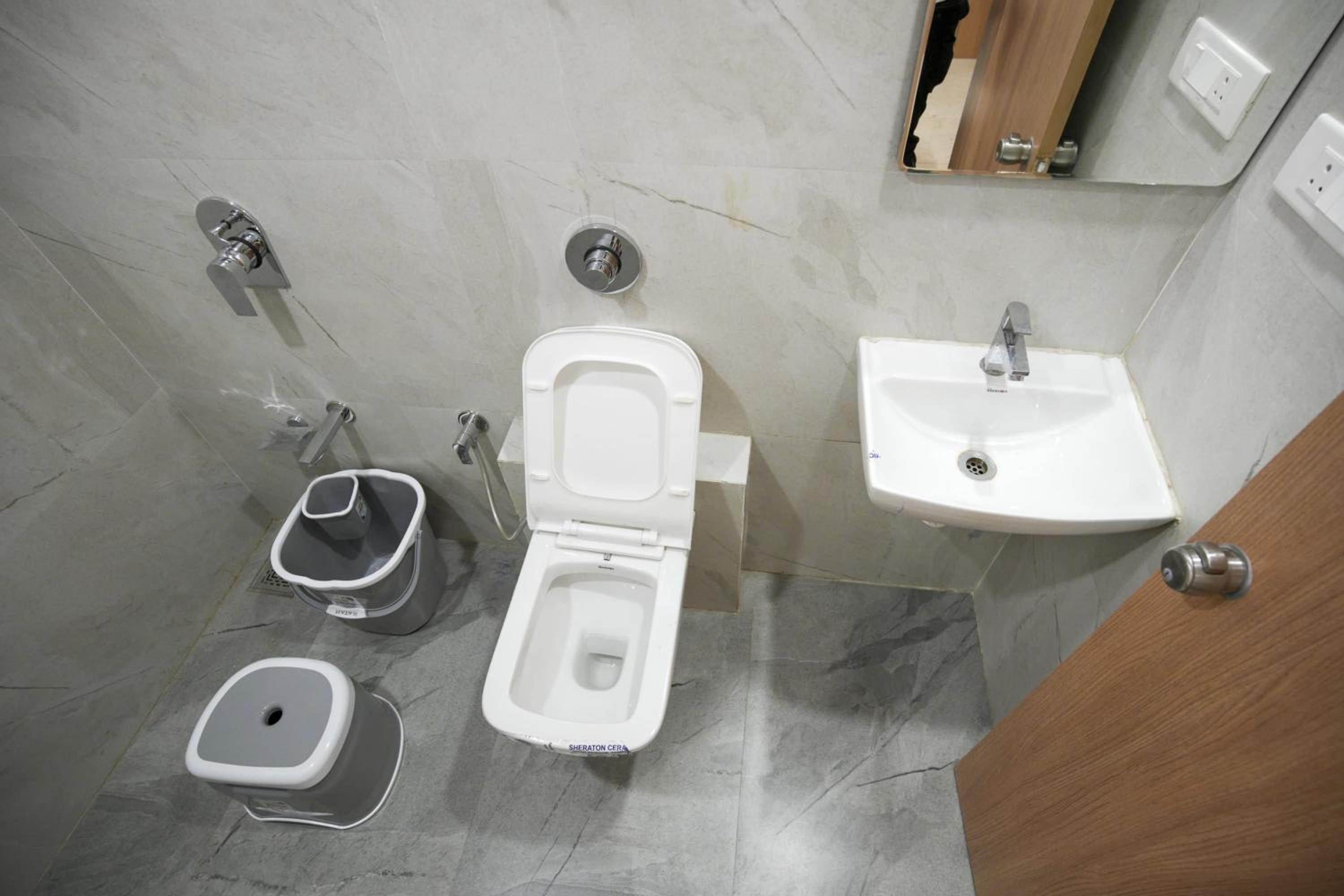 Triple Room with Private Bathroom photo 2
