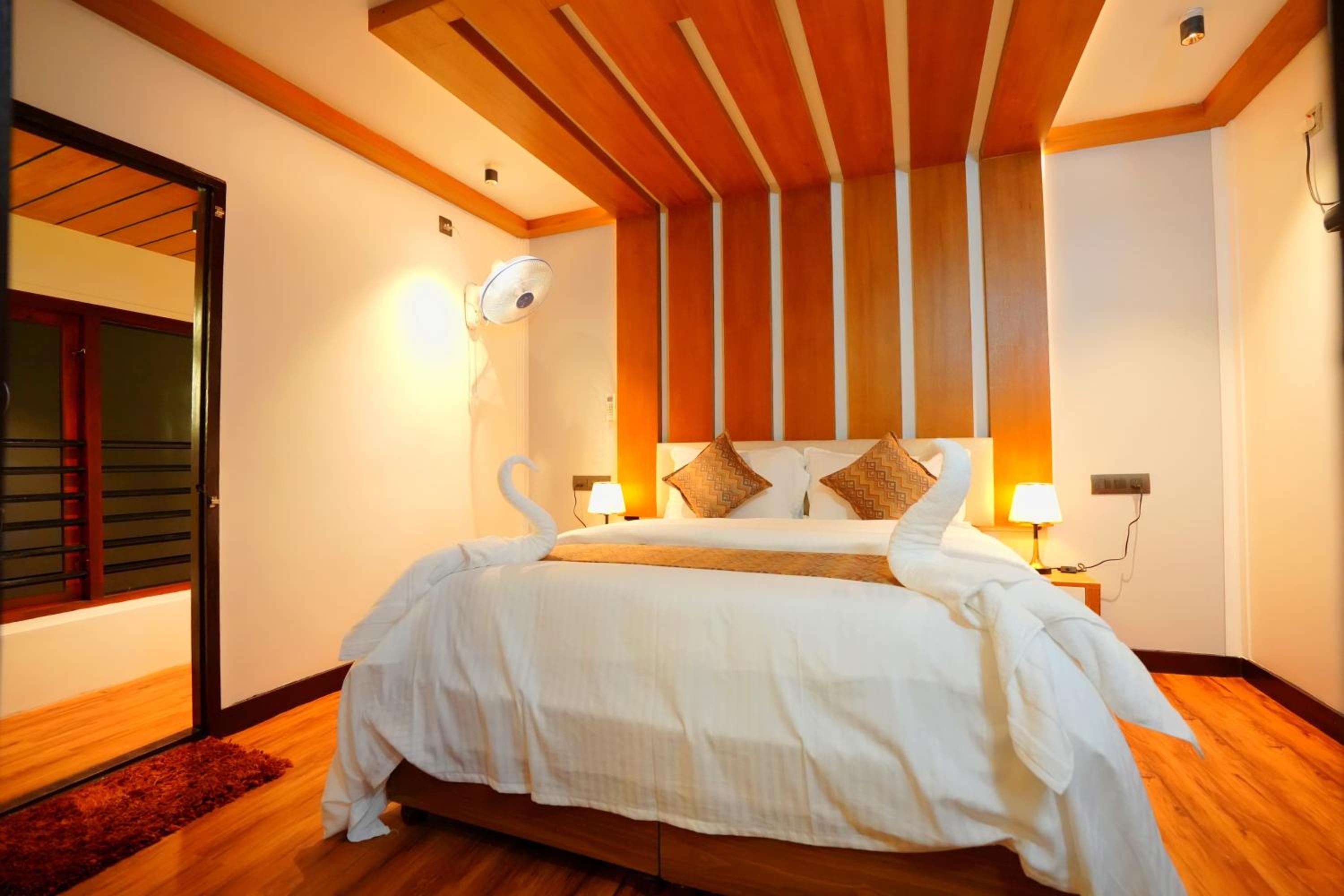 Three-Bedroom Suite photo 3
