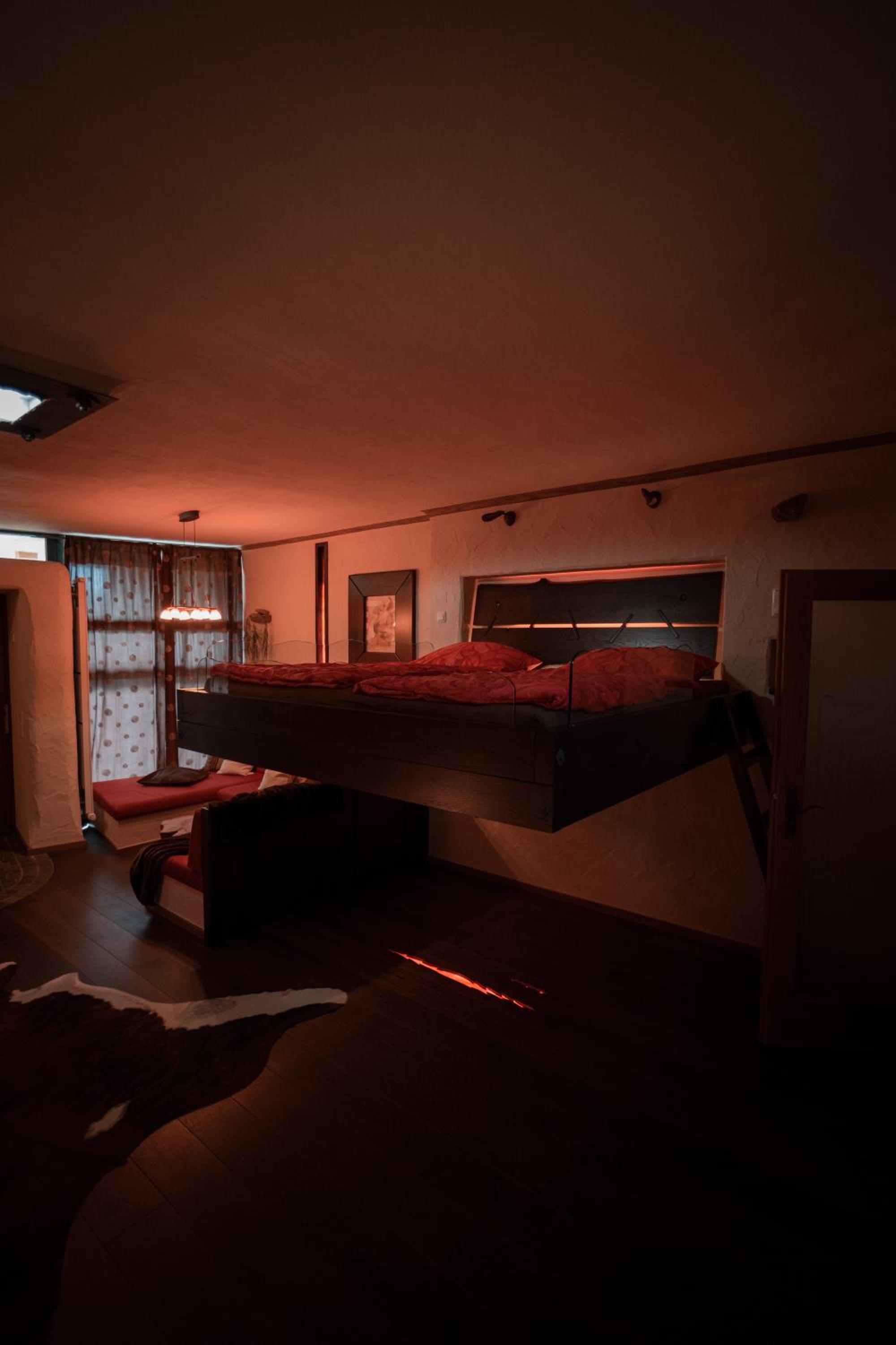 One-Bedroom House photo 1