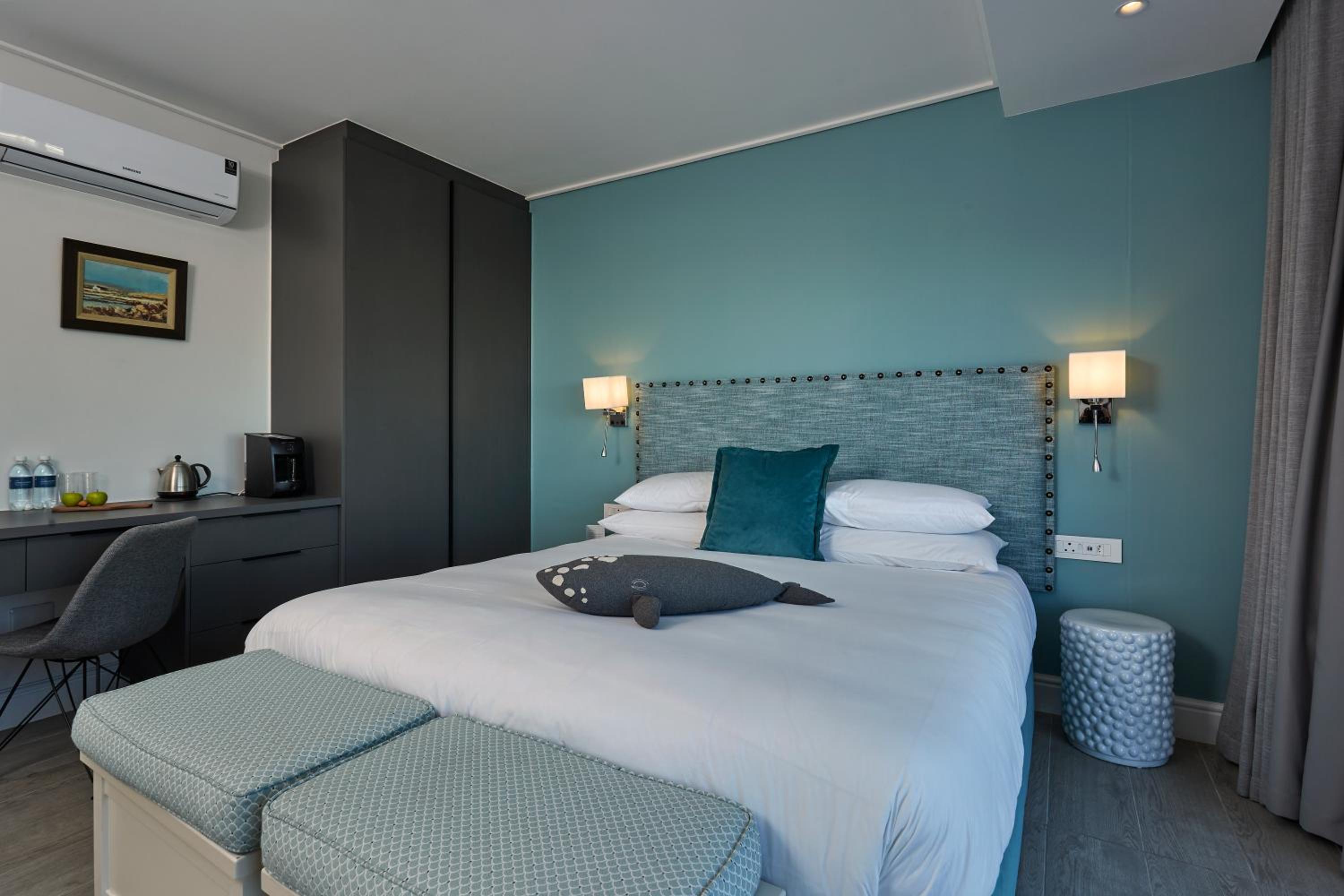 Standard Double Room - Photo 7