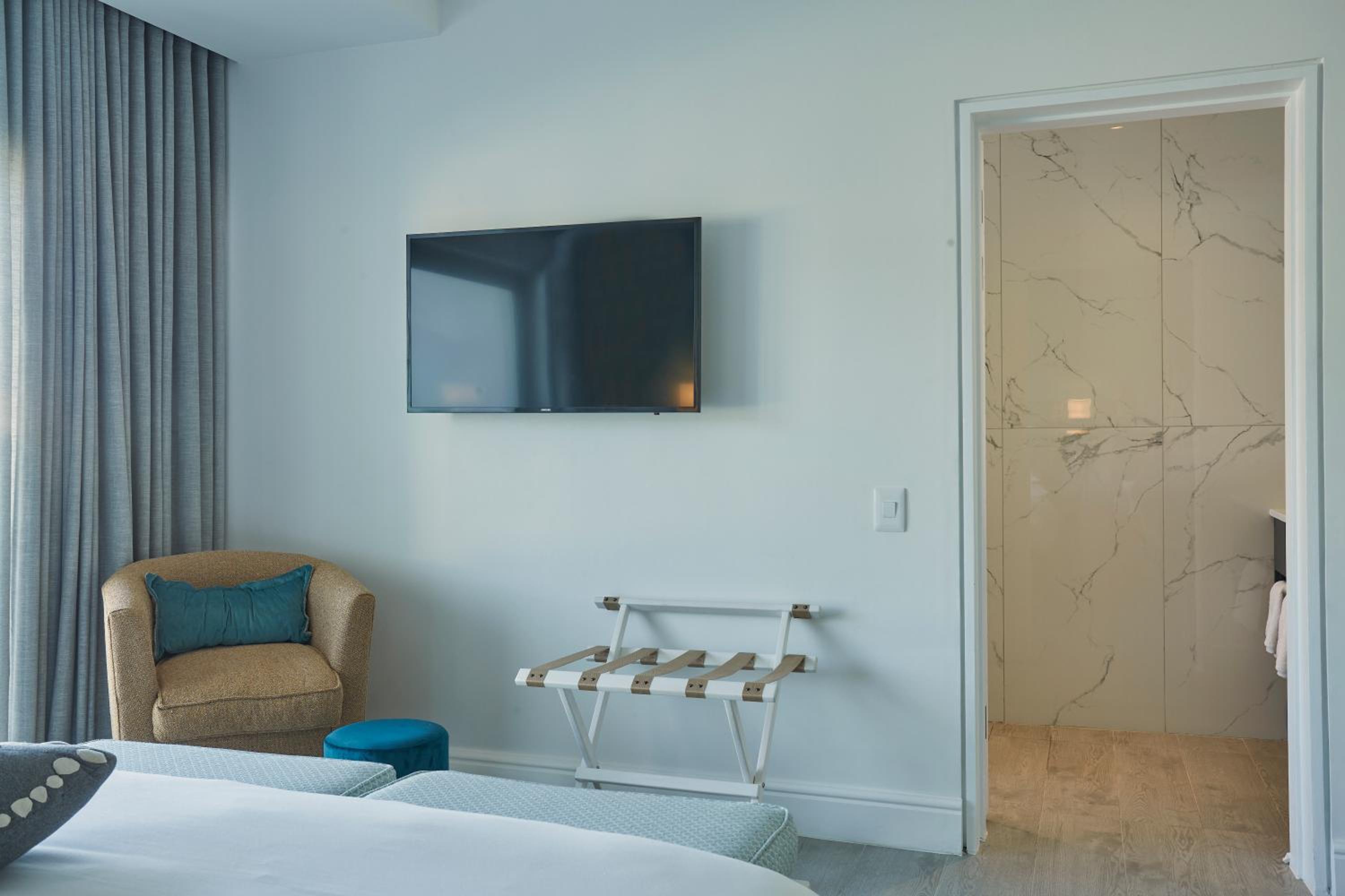 Standard Double Room - Photo 5